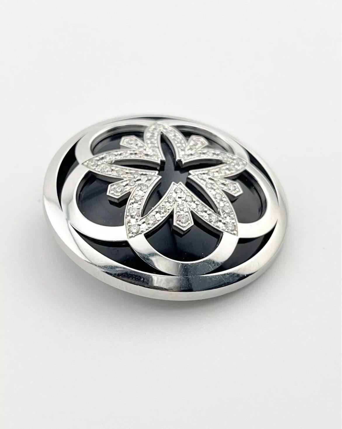 Round Cut OMEGA Flower Pendant 18K White Gold 0.37ct Diamonds Black Onyx For Sale