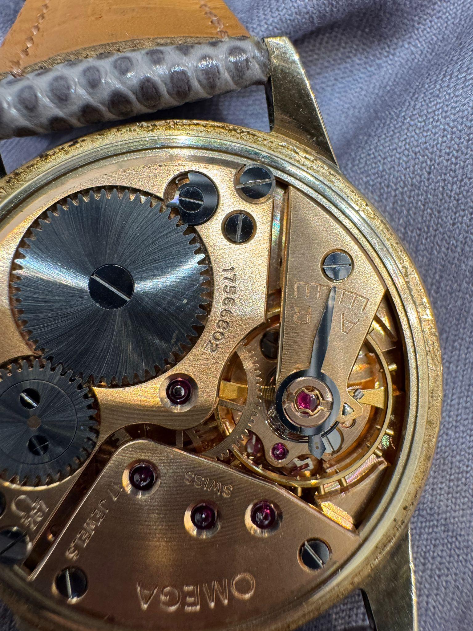 Omega Geneve 13332 en vente 11