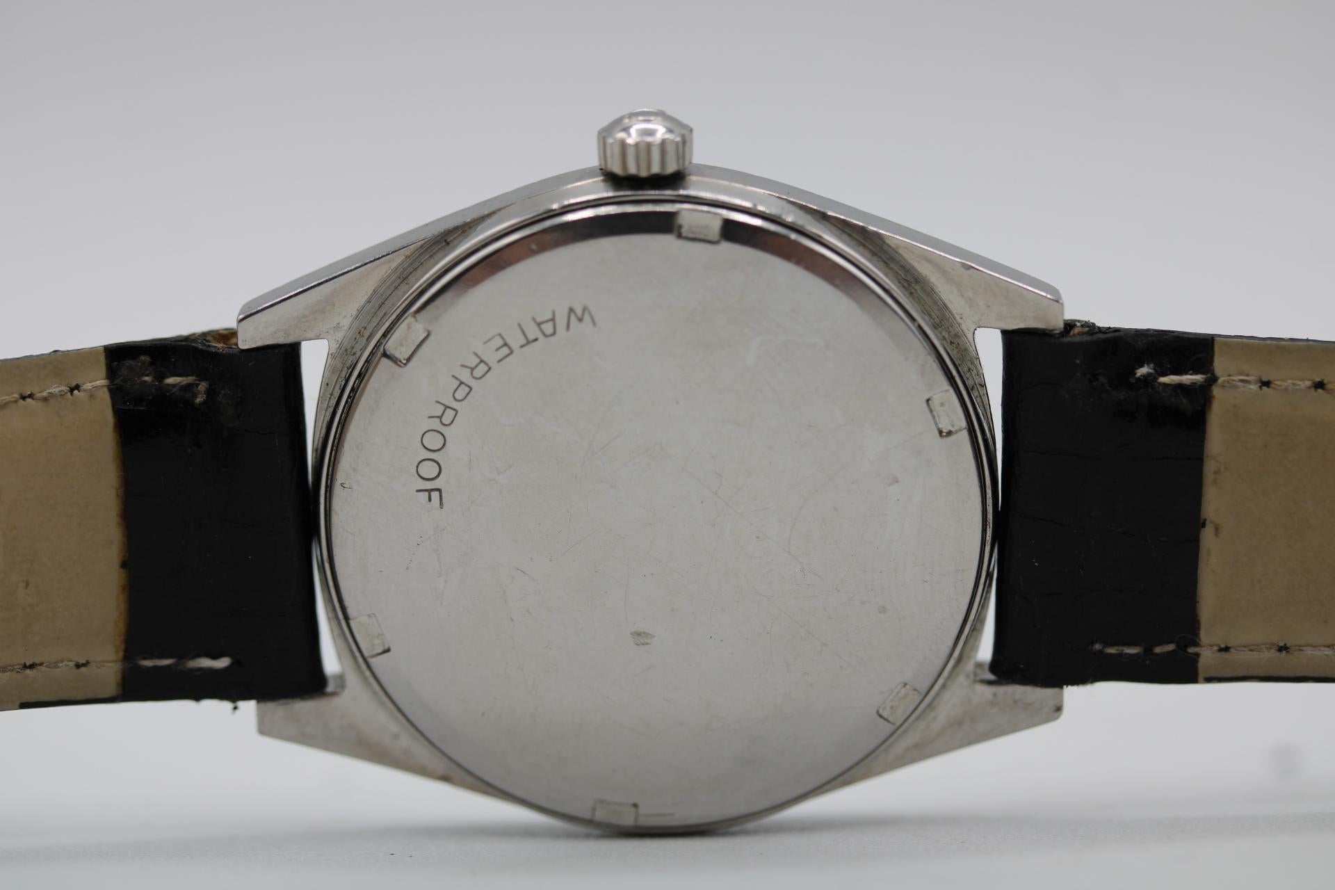 Omega Ginebra 136.041 6