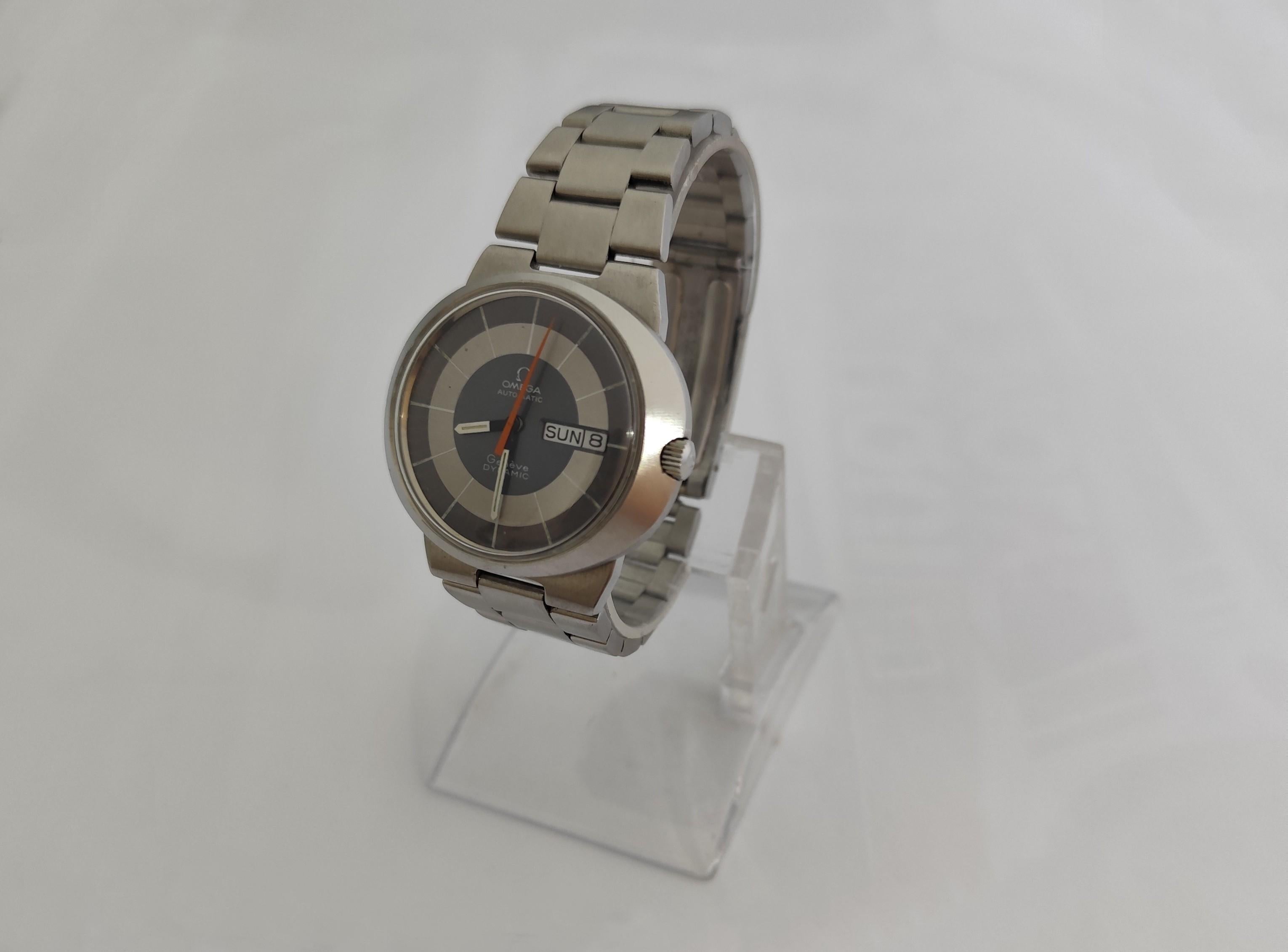 Omega Genève Dynamic TOOL.107 Montre automatique pour hommes en vente 10