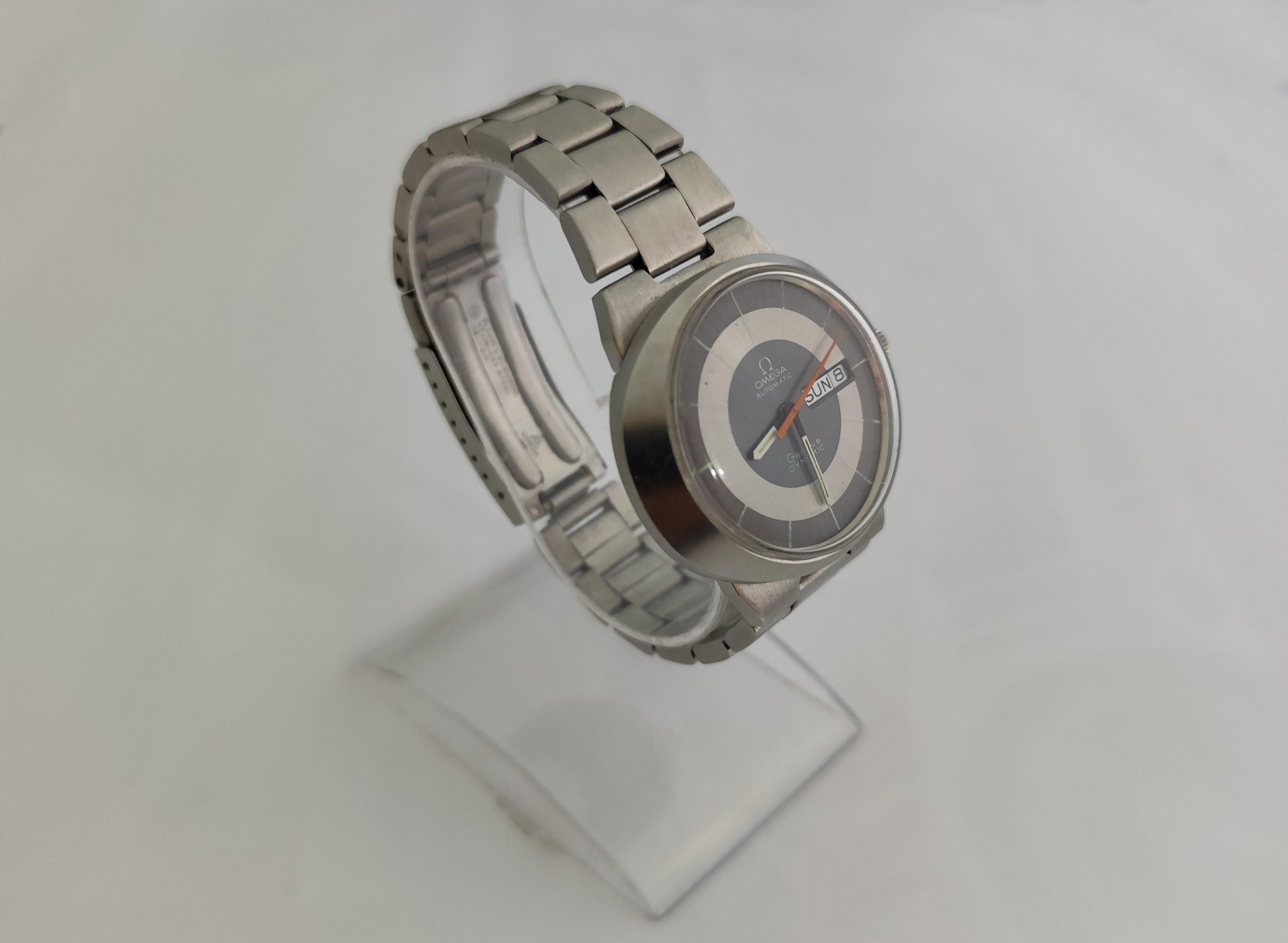 Omega Genève Dynamic TOOL.107 Montre automatique pour hommes État moyen - En vente à Toronto, CA