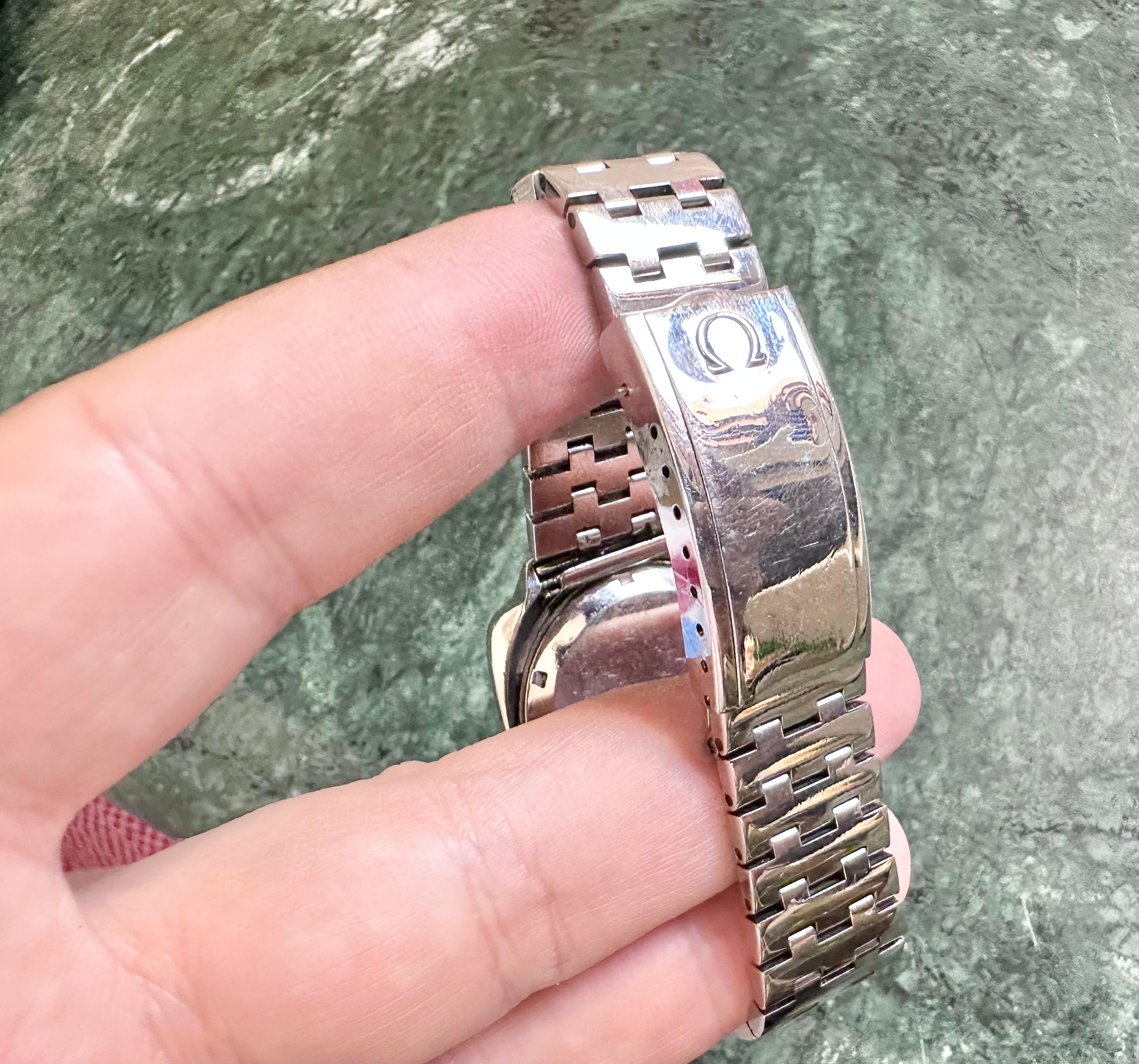 Omega Genève Ref 1660170 Montre automatique en acier inoxydable Pour hommes en vente