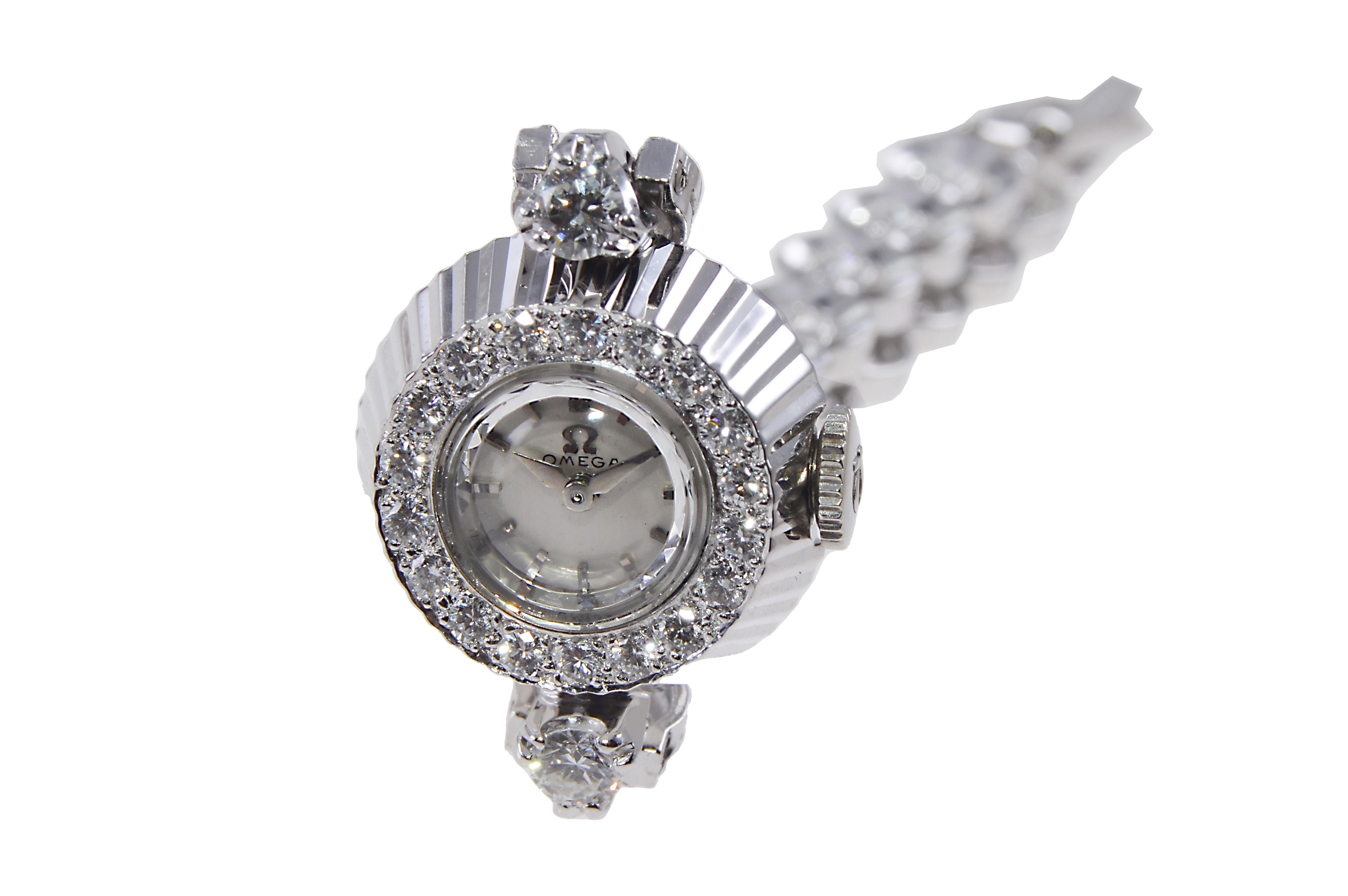 Omega Gold and Platinum Ladies Bracelet Watch, circa 1950s 2