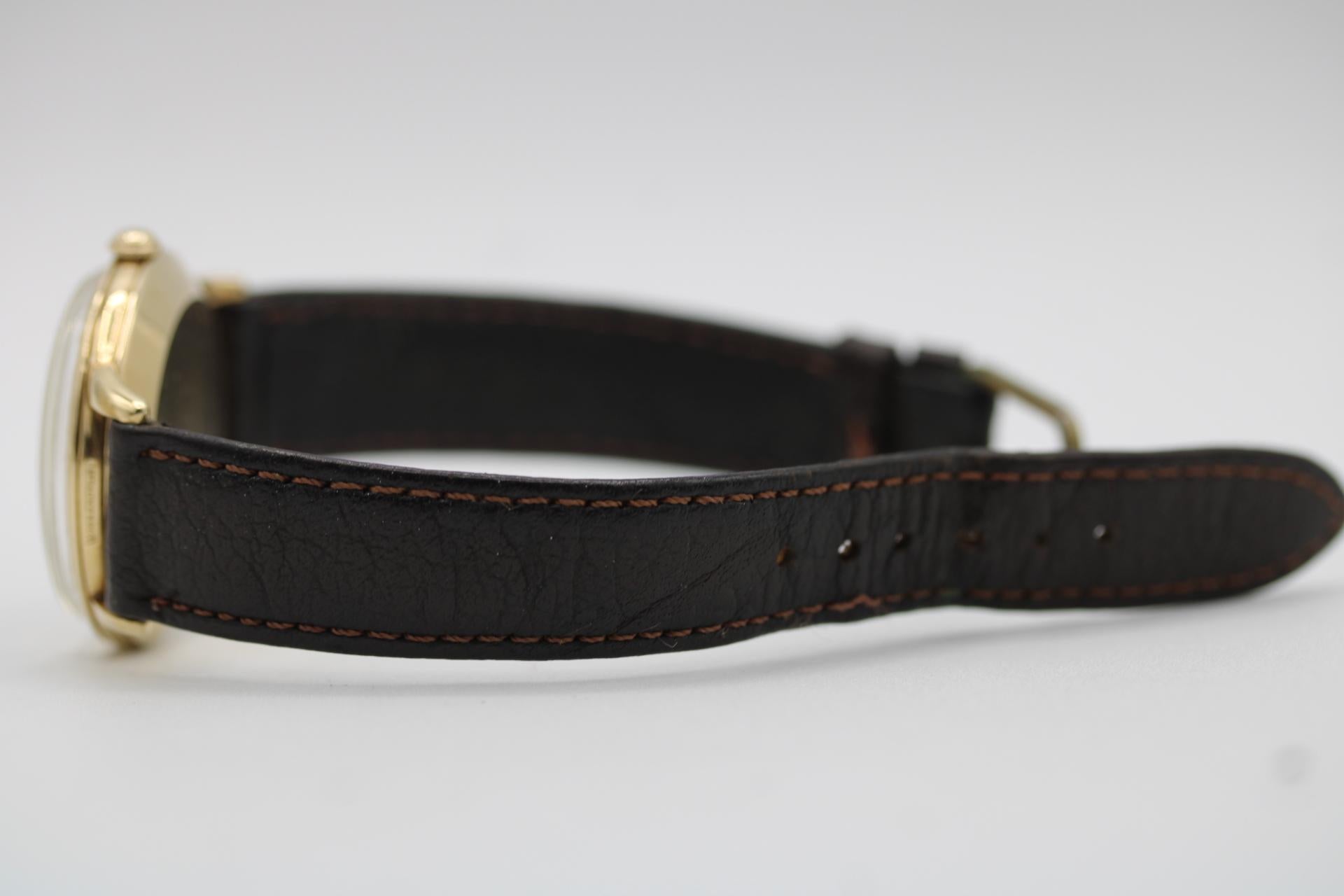 Omega Gold Filled Bumper F6212 In Good Condition In London, GB