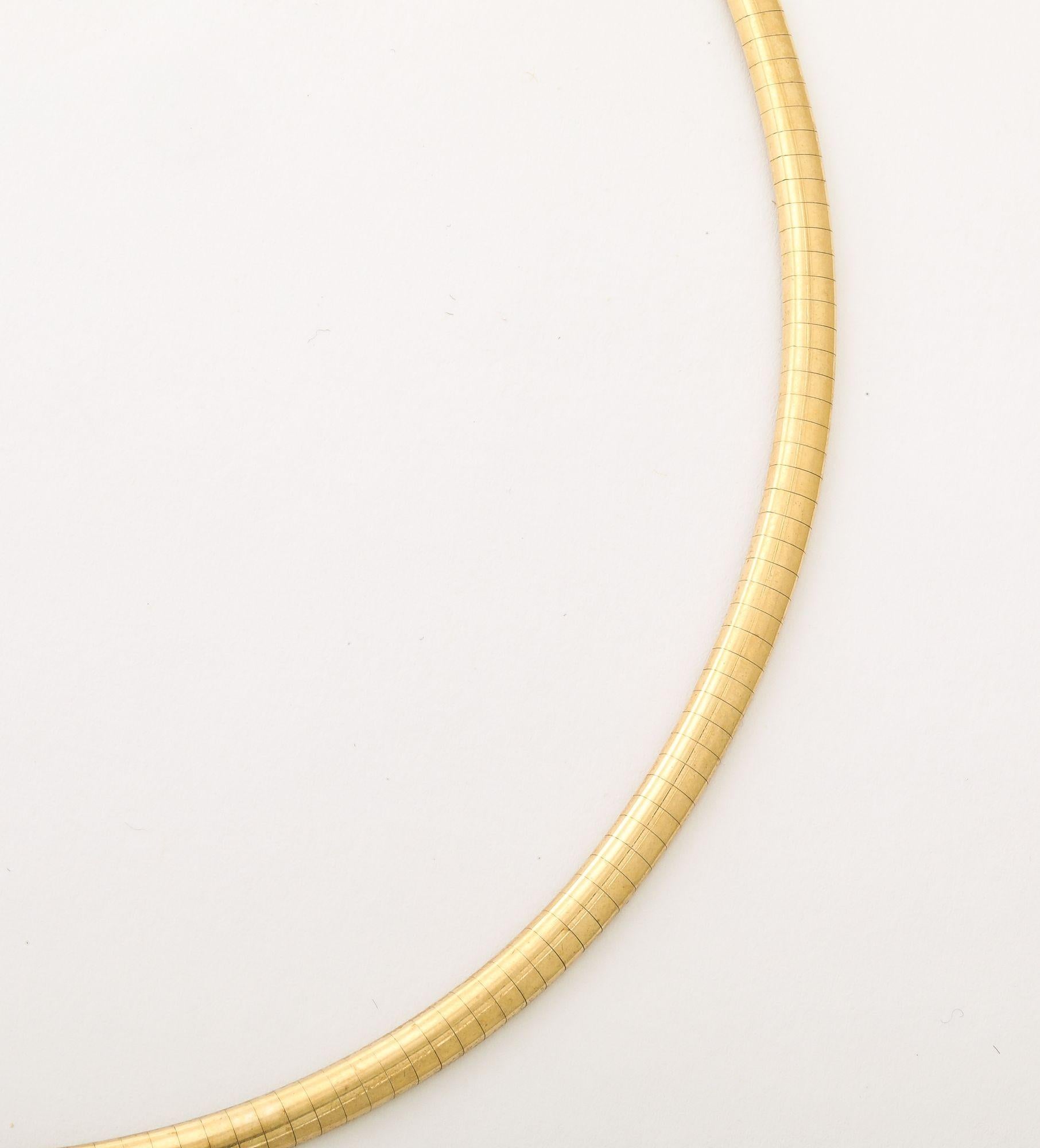 De las mujeres Collar de oro Omega en venta