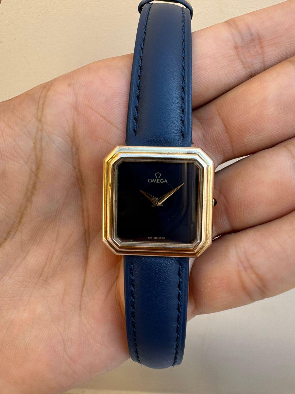 Brand : Omega

Reference number: 5110013

Country Of Manufacture: Switzerland

Movement: Manual Wind

Case Material: Gold Plated Sterling Silver

Measurements :26mm diameter (excluding crown )

Band Type : After Market Leather With Marked