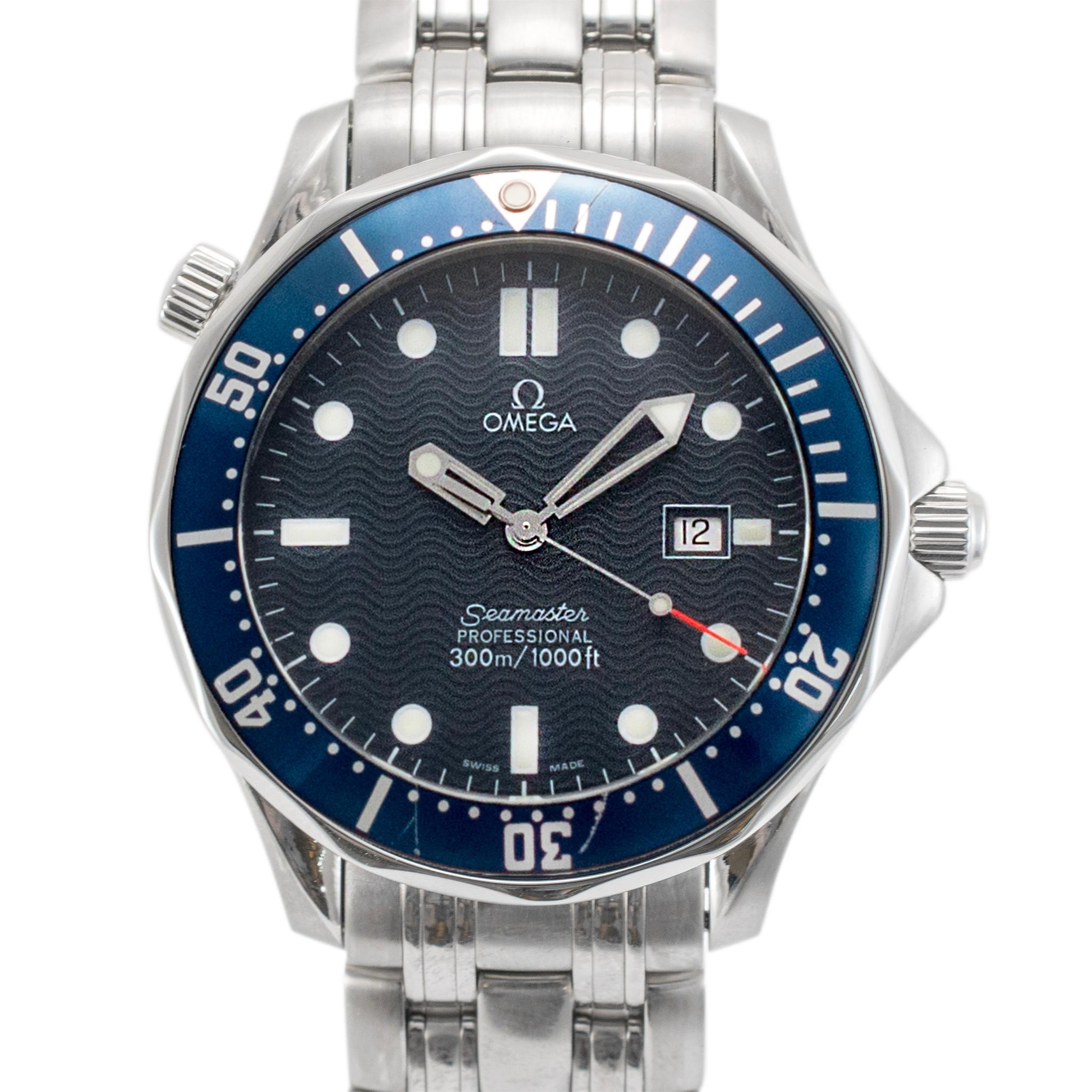 Marca: Omega

Género: Hombre

Tipo de metal: Acero inoxidable

Diámetro: 41.00 mm

Peso: 152,35 gramos

Reloj suizo OMEGA de acero inoxidable para hombre. Se probó el metal y se determinó que era acero inoxidable. La marca 