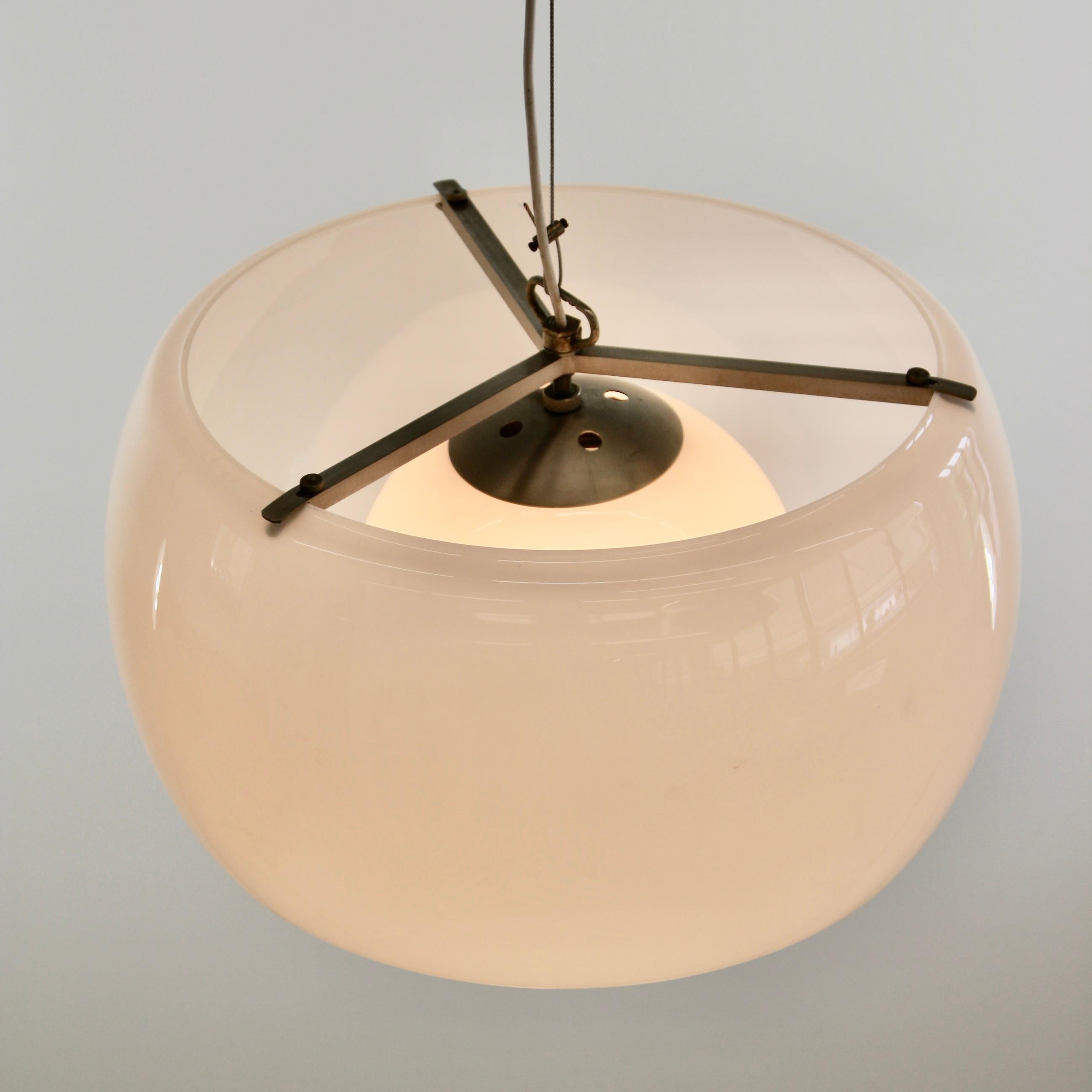 Italian Omega 'Grande' Hanging Lamp by Vico Magistretti, 1962
