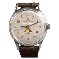 Omega Jumbo Triple Date Moonphase Cosmic Vintage Montre 1952