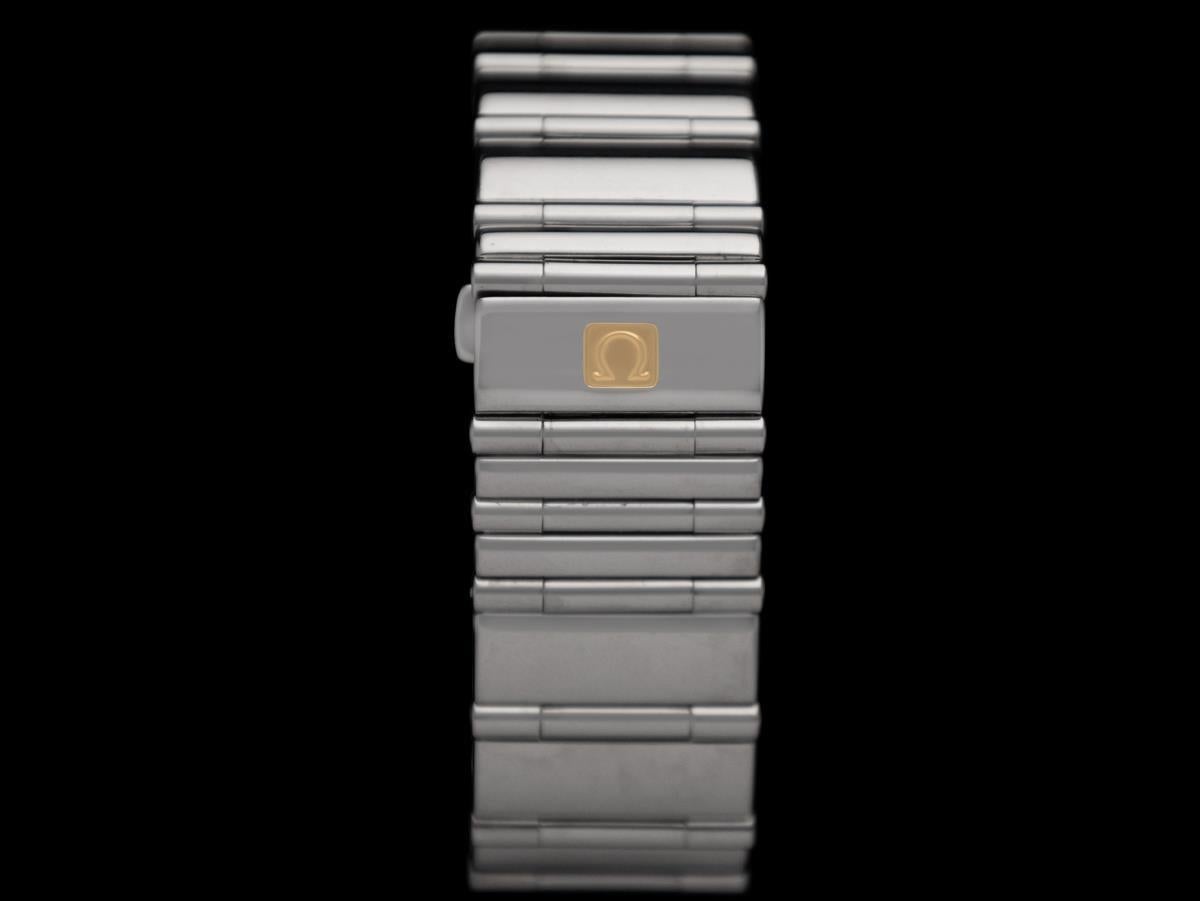 Omega Ladies Constellation Quadra Large Size Watch - Stainless Steel & Diamonds For Sale 3