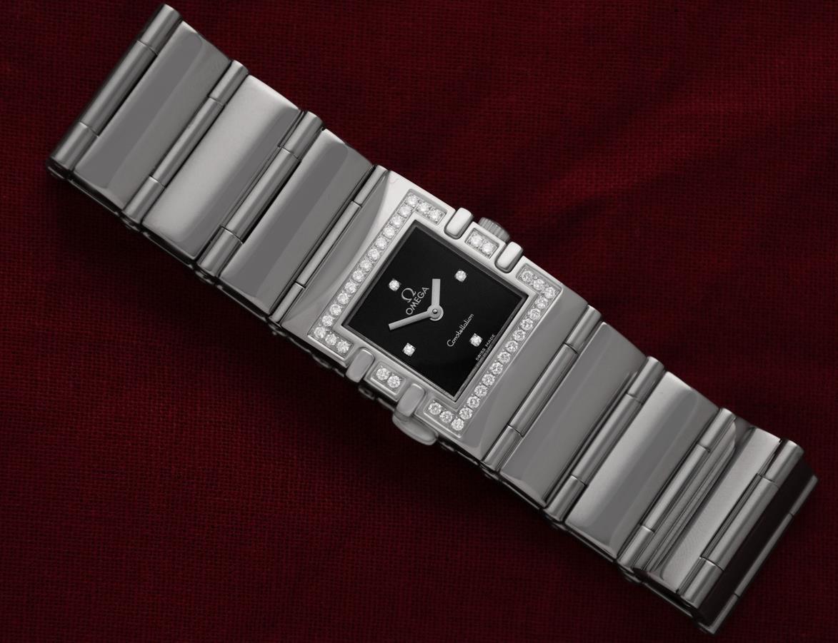 Omega Ladies Constellation Quadra Large Size Watch - Stainless Steel & Diamonds For Sale 5