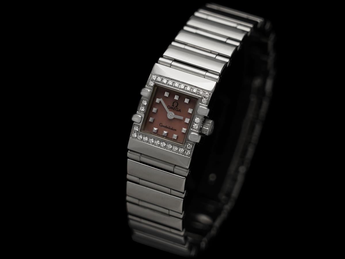 Omega Ladies Constellation Quadra - Acier inoxydable et diamants d'origine - Mint Excellent état - En vente à Suwanee, GA