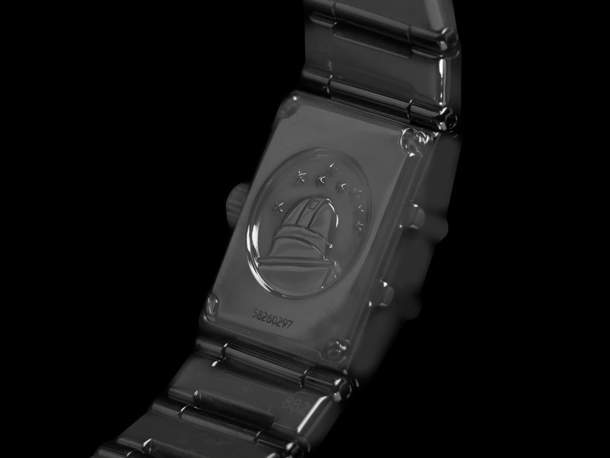 Omega Ladies Constellation Quadra - Acier inoxydable et diamants d'origine - Mint en vente 2