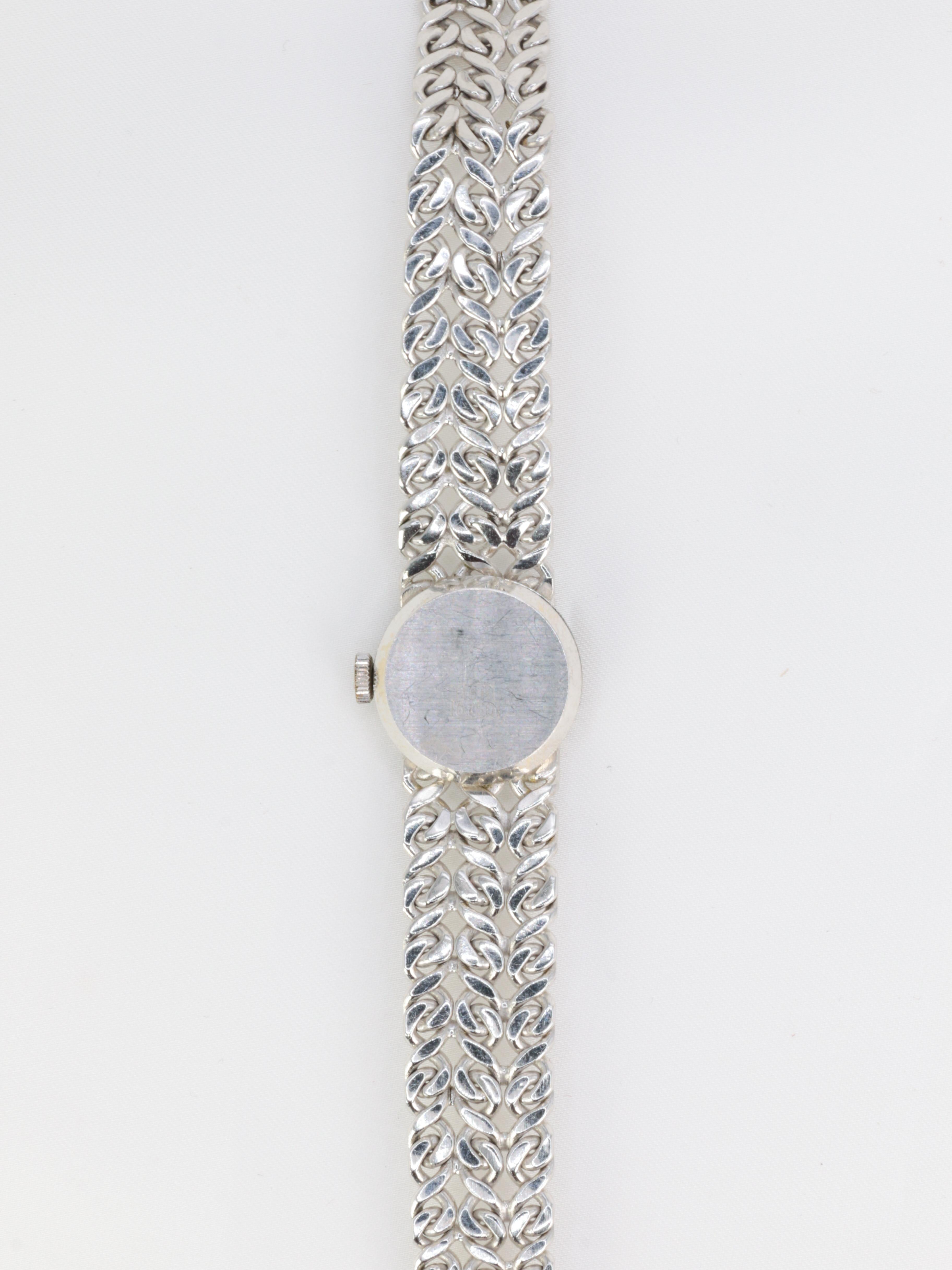 Omega Ladies' Watch in 18k White Gold and Diamonds 3