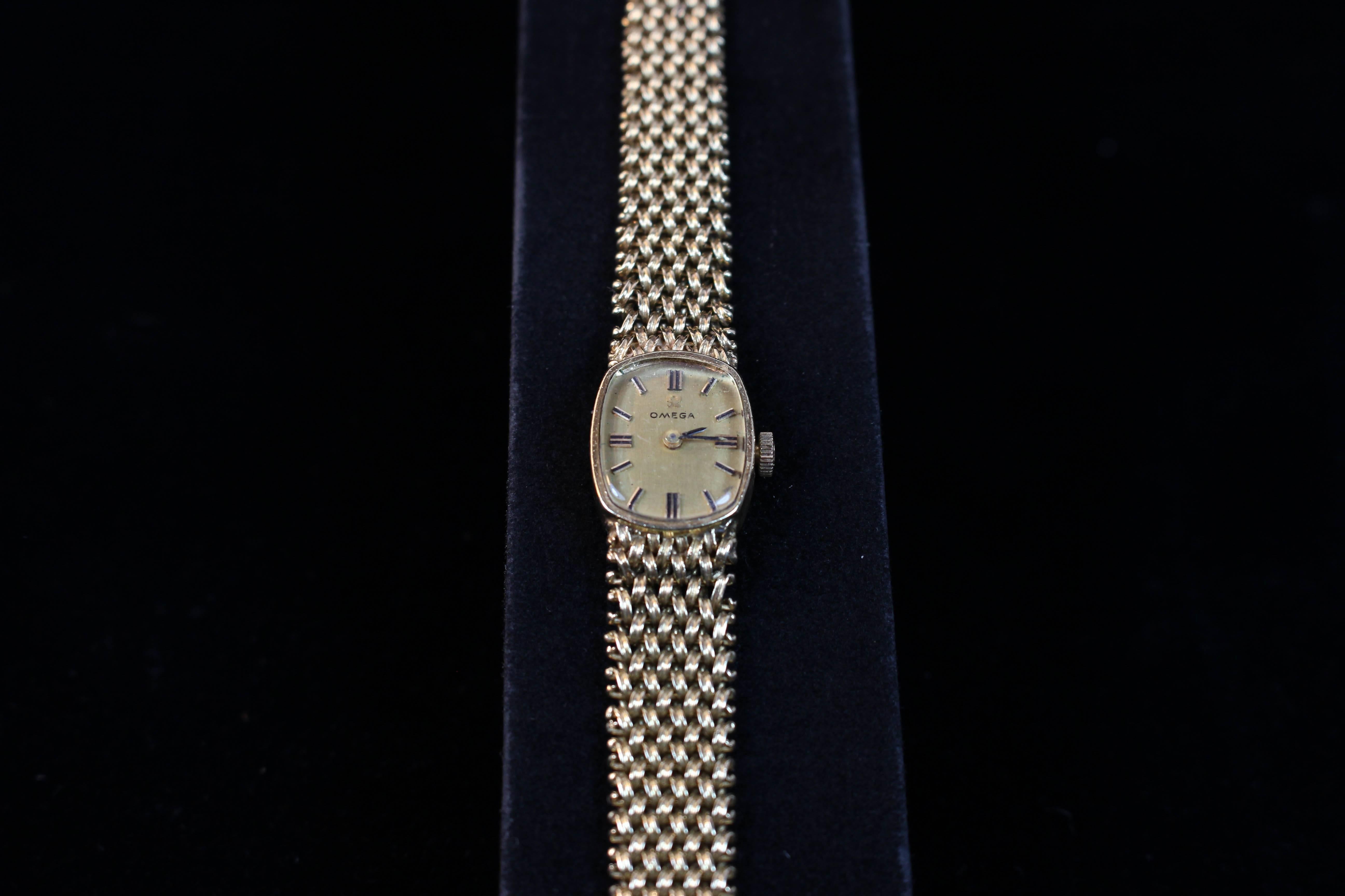 Omega Lady's Yellow Gold Woven Wristwatch For Sale 5