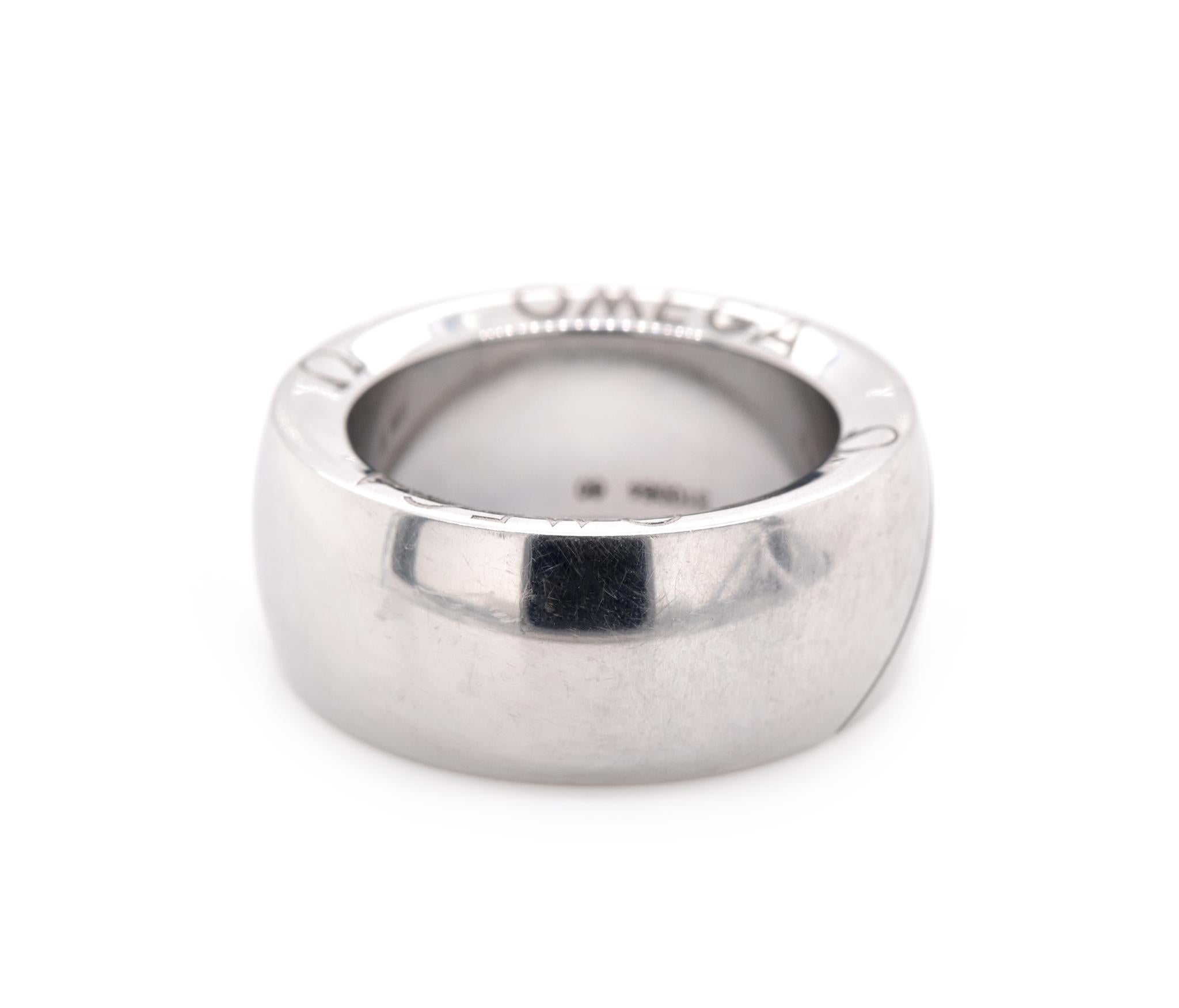 Designer: Omega
Material: Stainless Steel
Dimensions: 10.5mm wide
Weight: 20.29 grams
Size: 9
