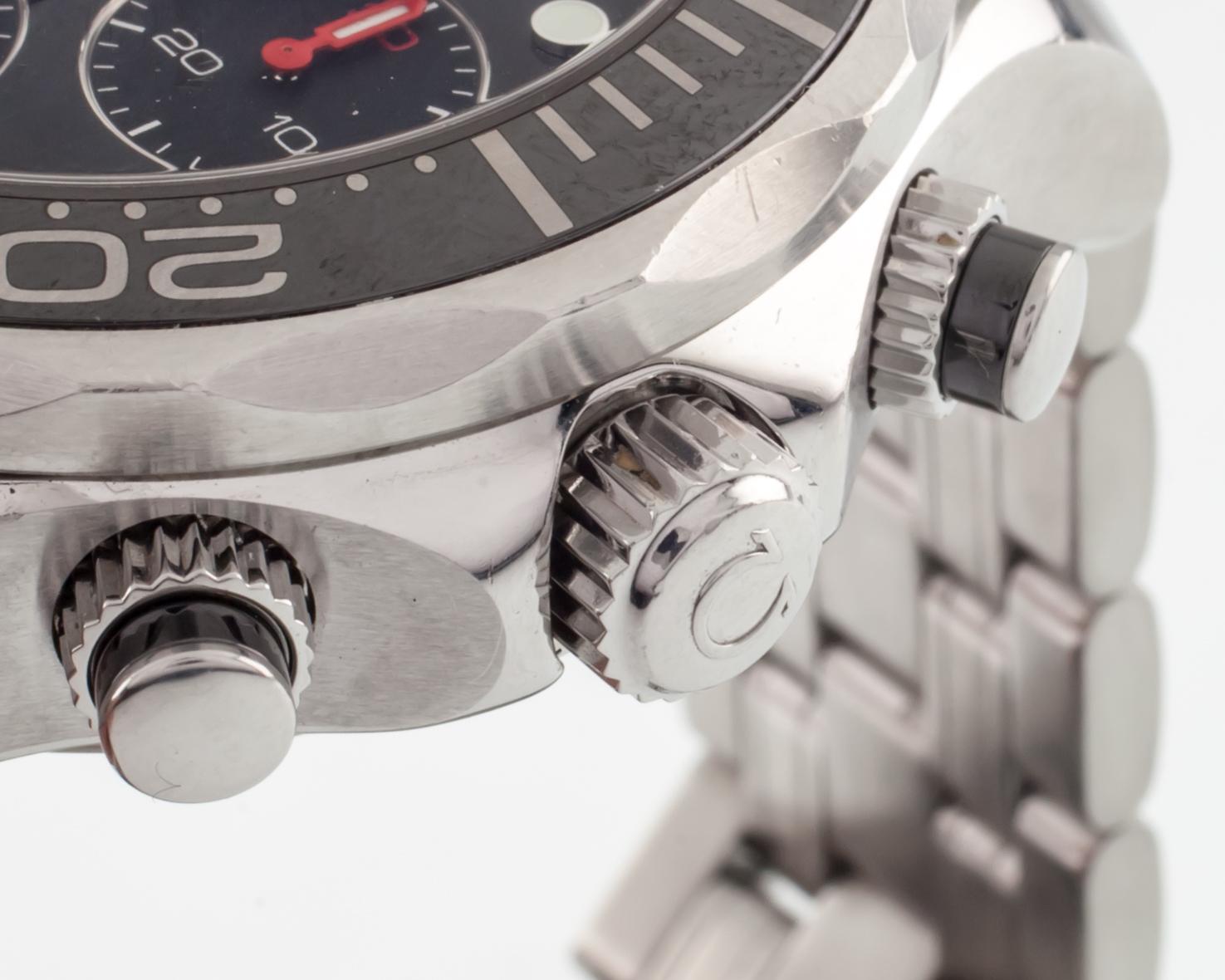 Moderne Omega Montre chronographe professionnel Seamaster Diver's Coaxial pour hommes en vente