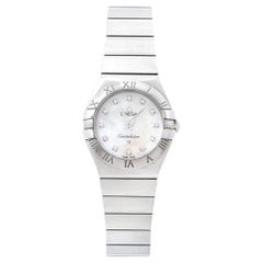 Omega Mother Of Pearl 123.10.27.60.55.001 Women's Wristwatch 27 mm