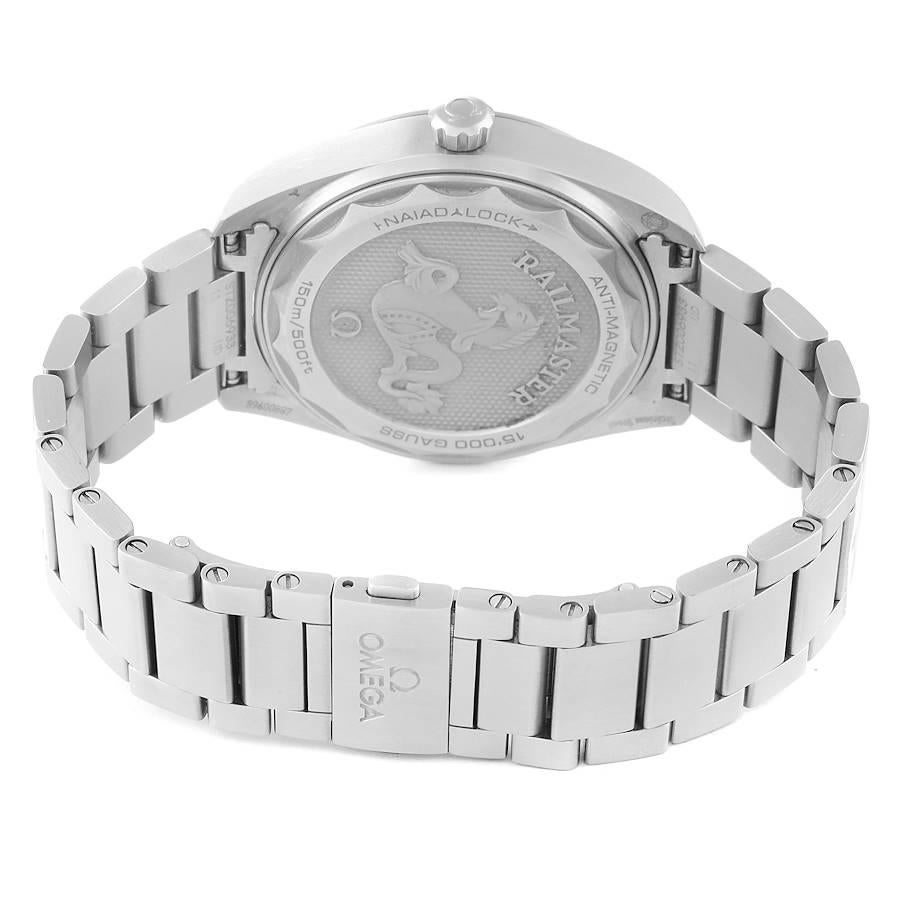 Omega Railmaster Co-Axial Master Herrenuhr 220.10.40.20.01.001 Ungetragen im Angebot 4