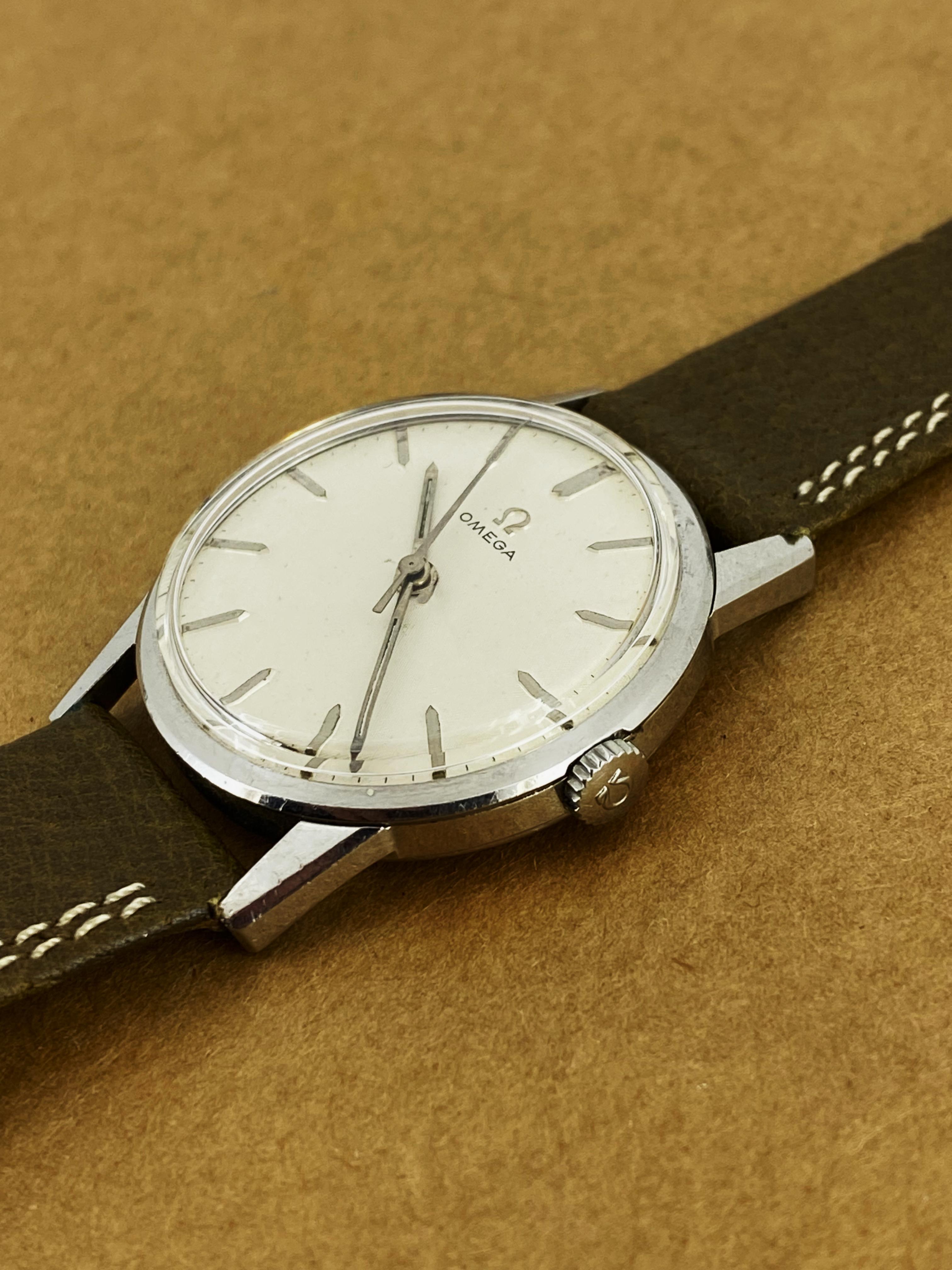 Rétro Omega ref 131.001 cal 286 Swiss Manual S/Steel Ivory Dial 34mm c1962 pour hommes en vente