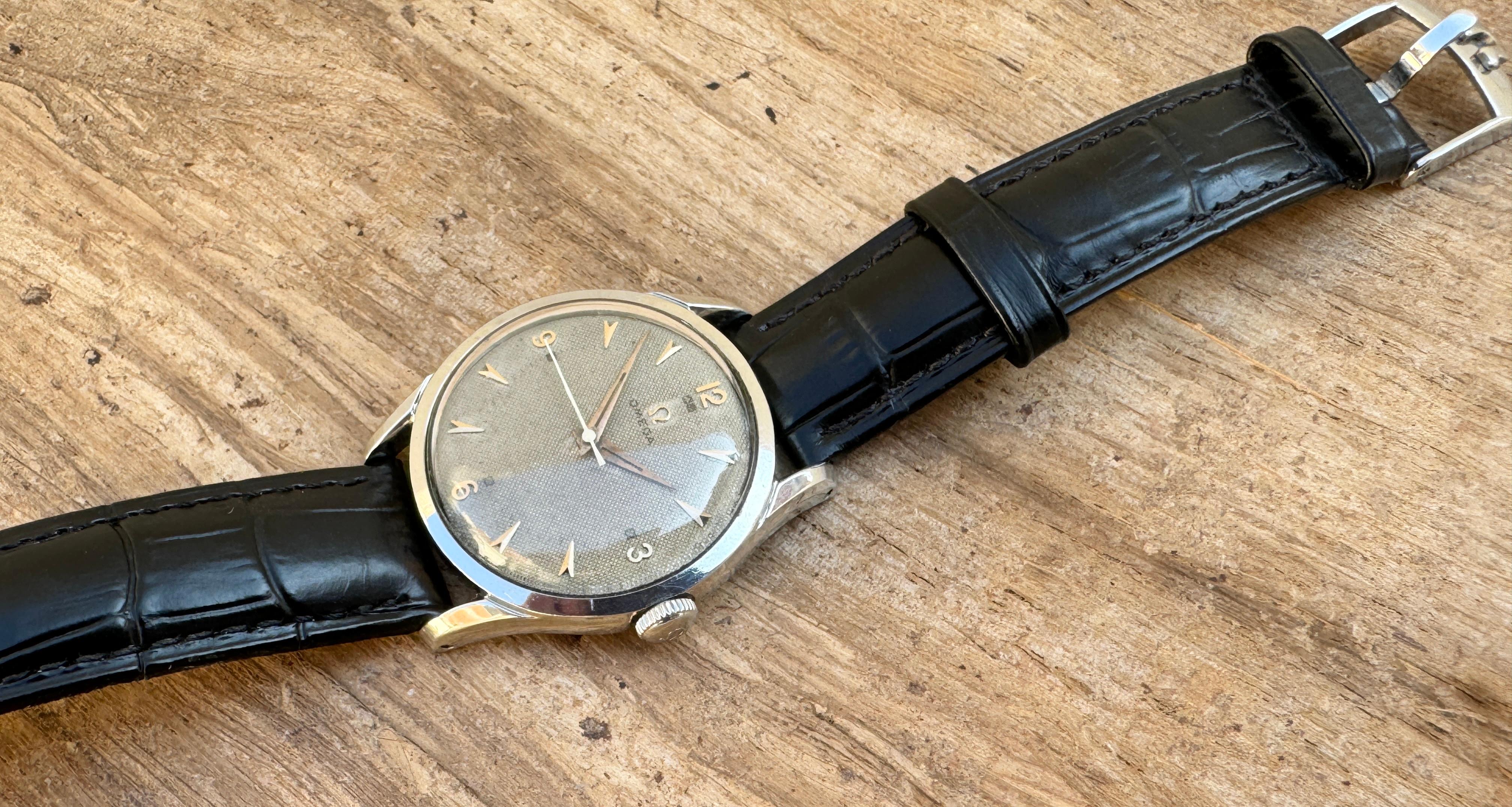 Omega Ref: 2640-8SC Seltenes graues strukturiertes honigfarbenes Zifferblatt JUMBO Cal 283 8