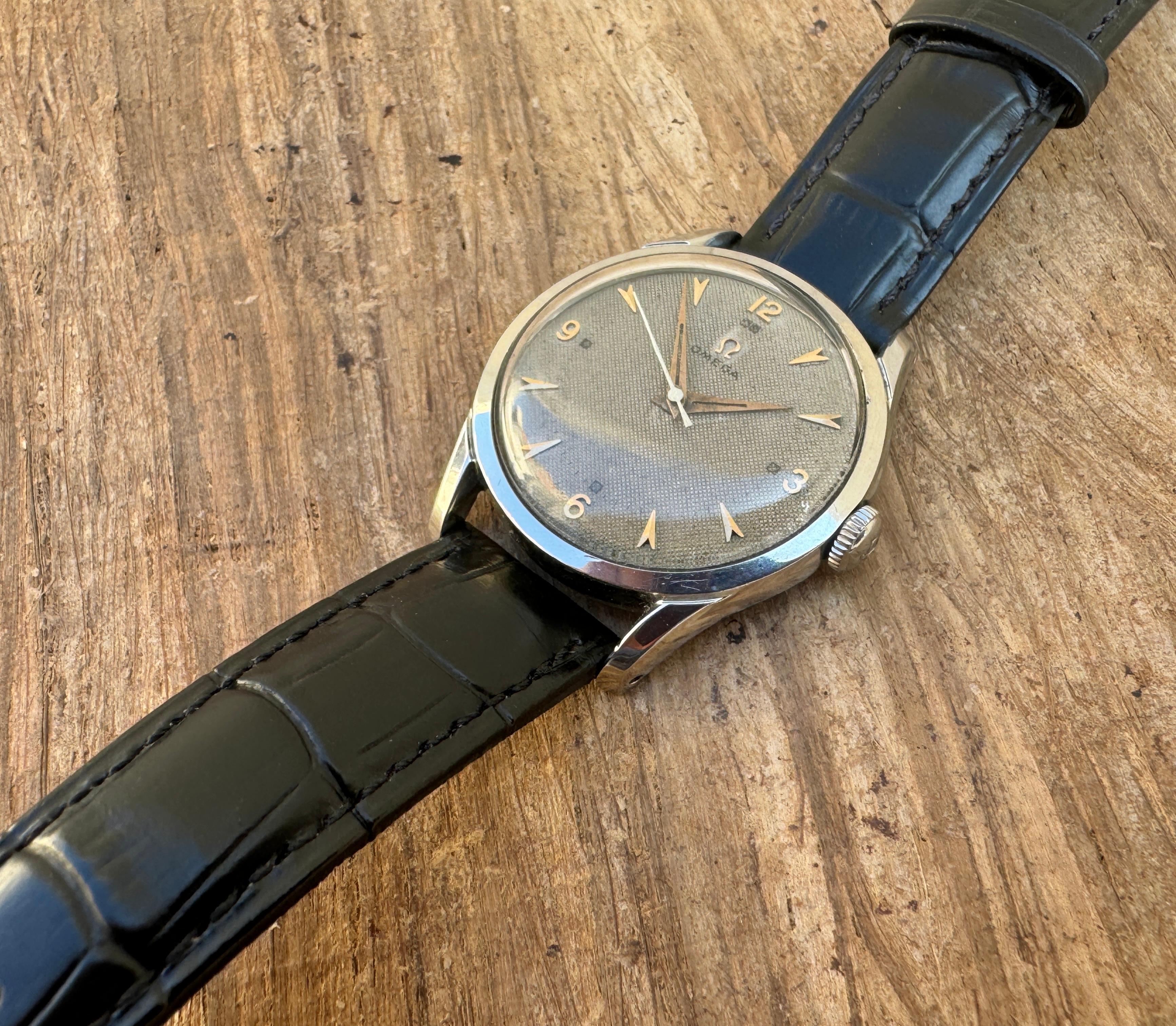 Omega Ref: 2640-8SC Seltenes graues strukturiertes honigfarbenes Zifferblatt JUMBO Cal 283 12