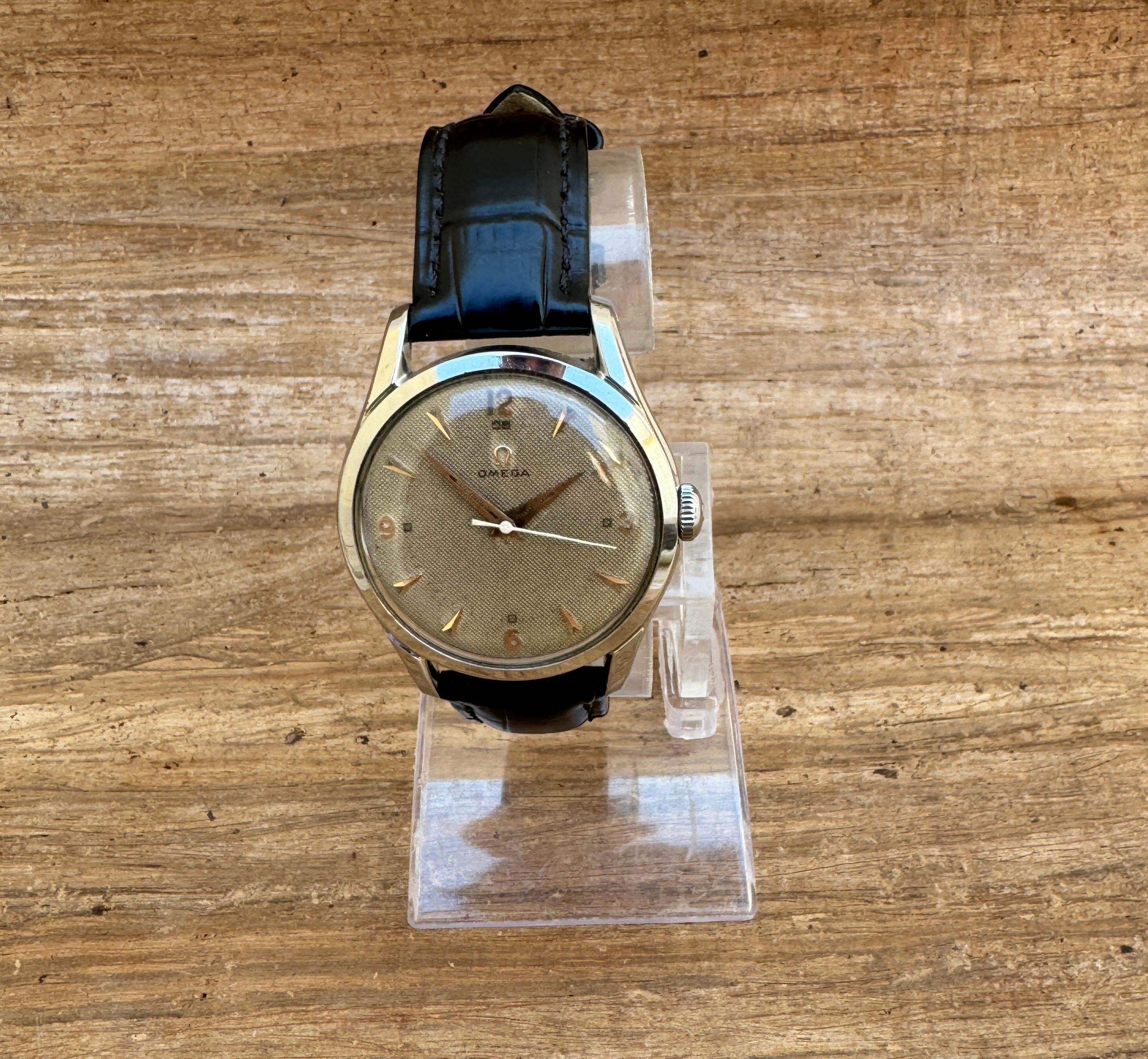 Omega Ref: 2640-8SC Seltenes graues strukturiertes honigfarbenes Zifferblatt JUMBO Cal 283 Herren