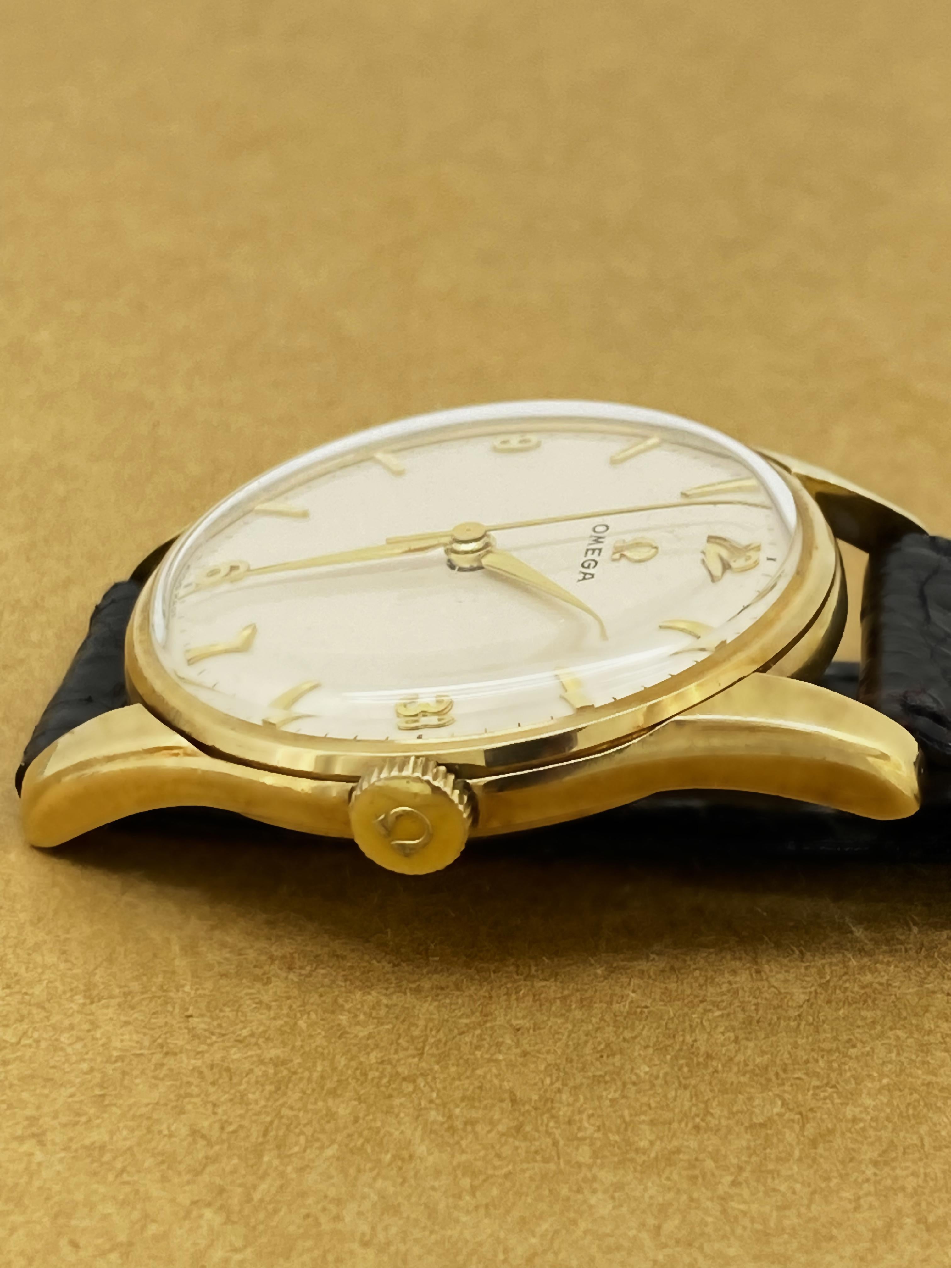 Omega ref 928 9K Yellow Gold Manual Cal 285 17-jewel Movement c1962 Mens' Watch In Excellent Condition For Sale In MELBOURNE, AU