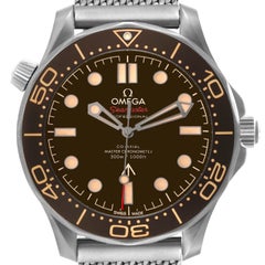 Omega Seamaster 007 Edition Titanium Mens Watch 210.90.42.20.01.001 Card