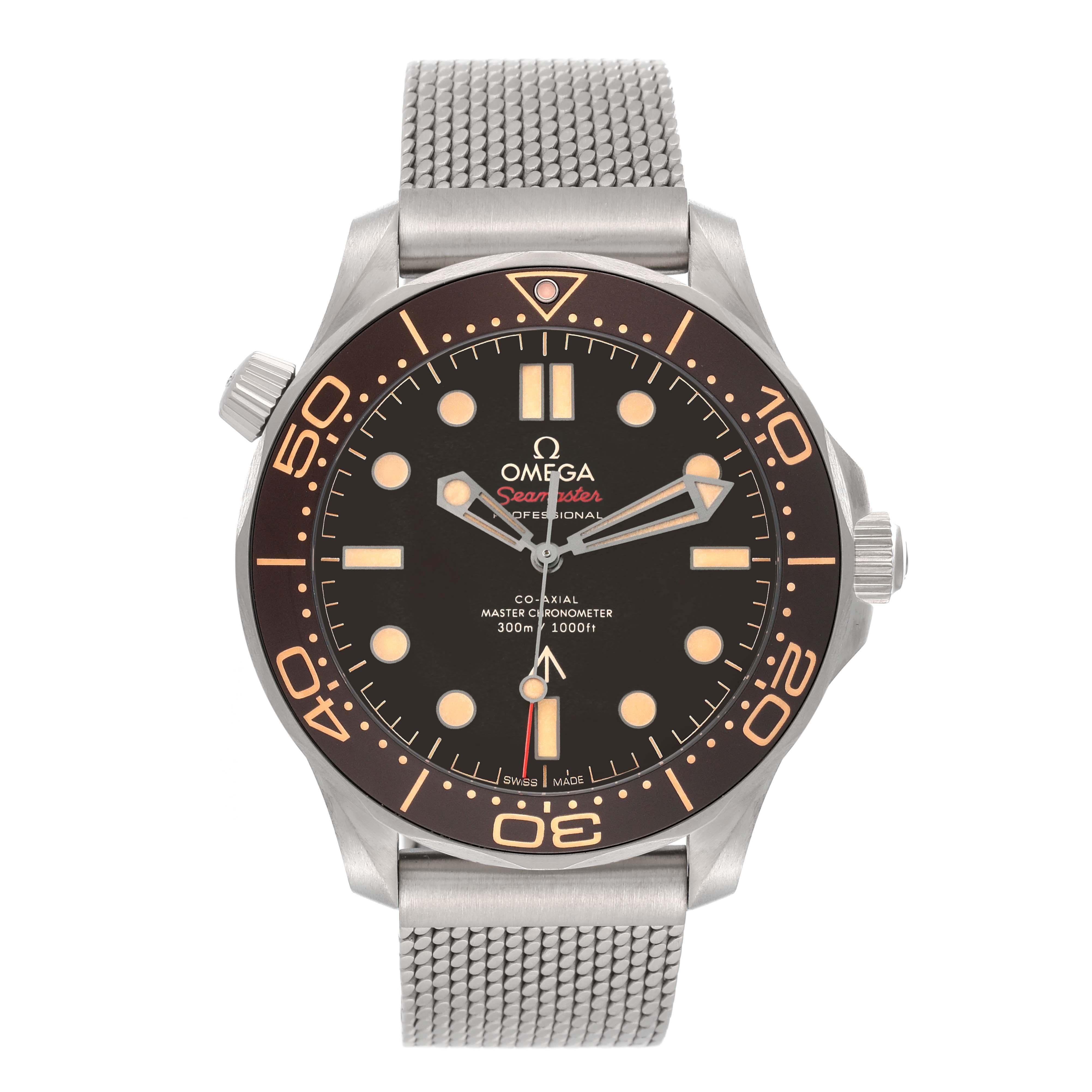 Omega Seamaster 007 Edition Titanium Mens Watch 210.92.42.20.01.001 Box Card. Automatic self-winding movement. Titanium round case 42.0 mm in diameter. Brown unidirectional rotating bezel. Scratch resistant sapphire crystal. Matte tropical brown
