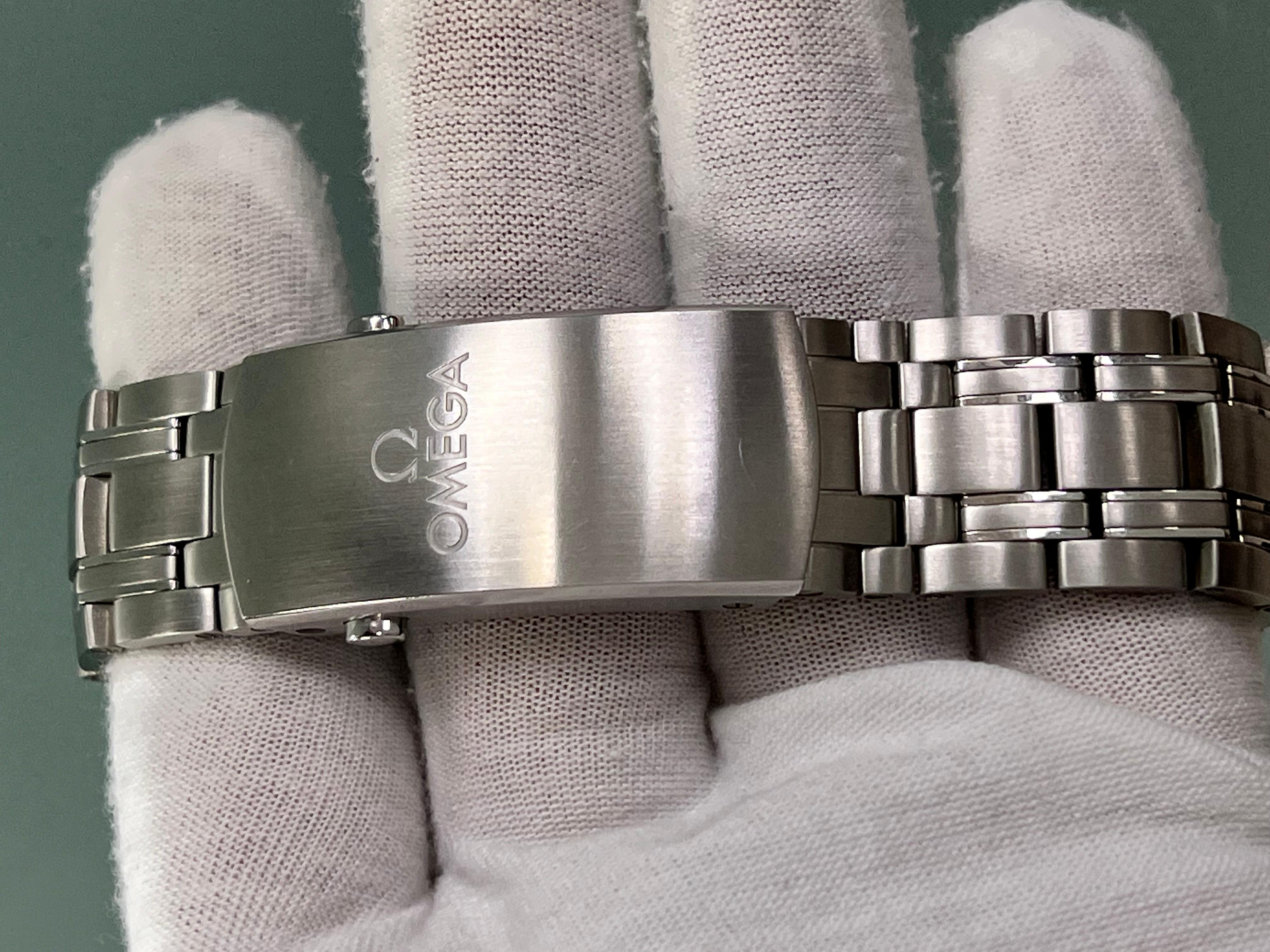 Omega Seamaster 210.30.42.20.06.001 Ceramic Blue Bezel Grey Dial Steel Box Paper Pour hommes en vente