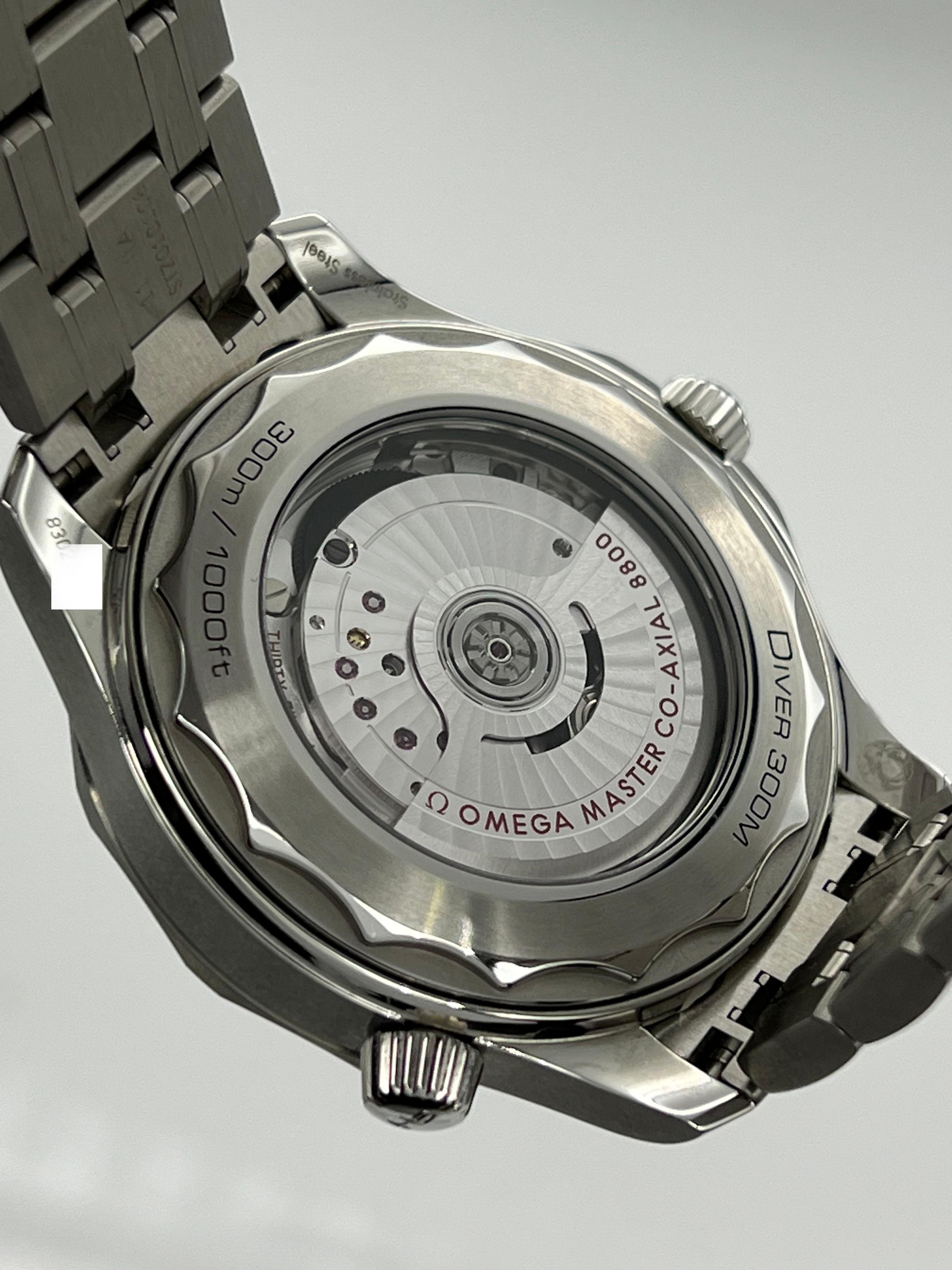 Omega Seamaster 210.30.42.20.06.001 Ceramic Blue Bezel Grey Dial Steel Box Paper en vente 5