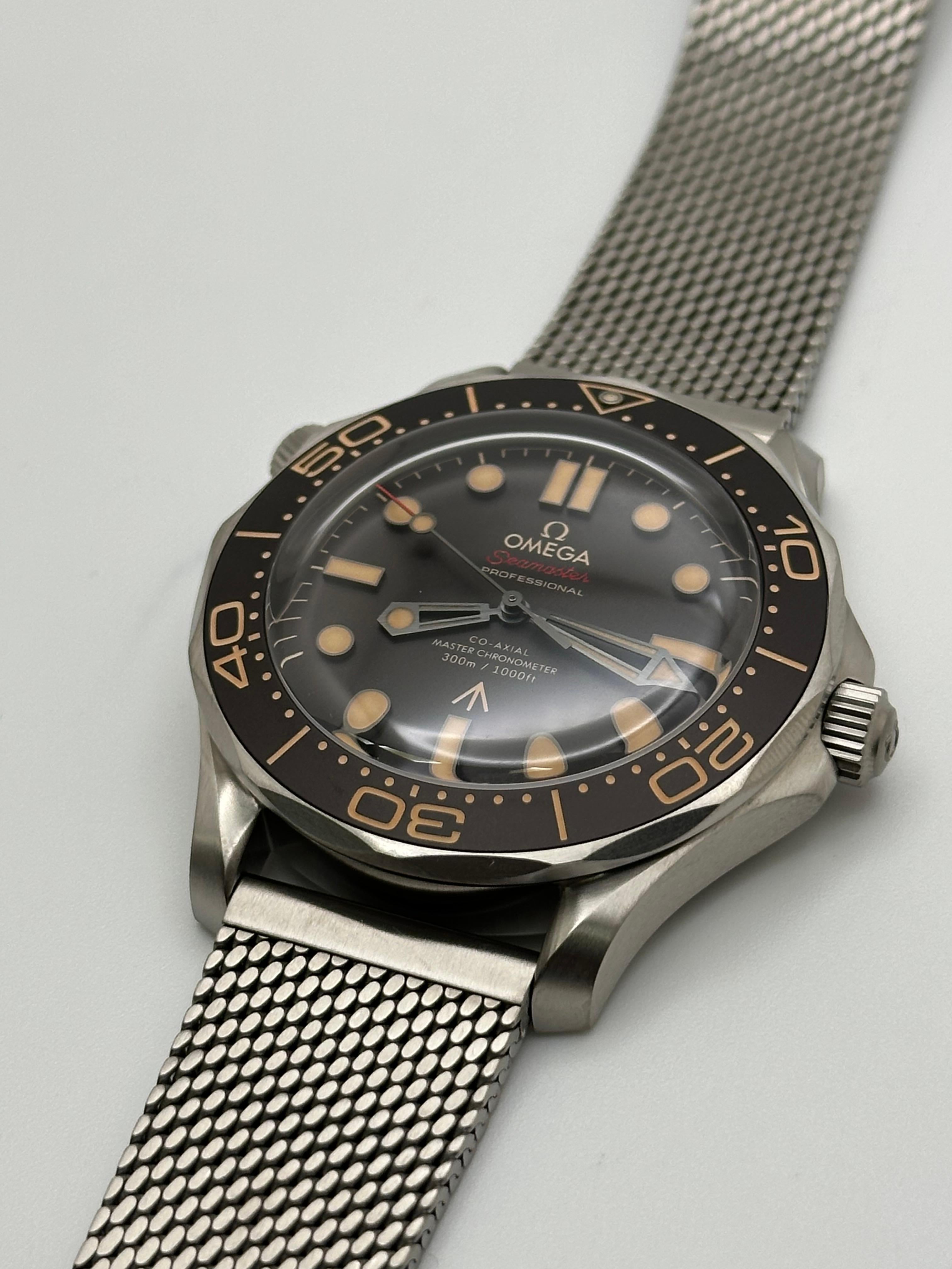 Omega Seamaster 210.90.42.20.01.001 No Time to Die 007 Brown Dial Box Paper 42mm In Excellent Condition For Sale In San Diego, CA