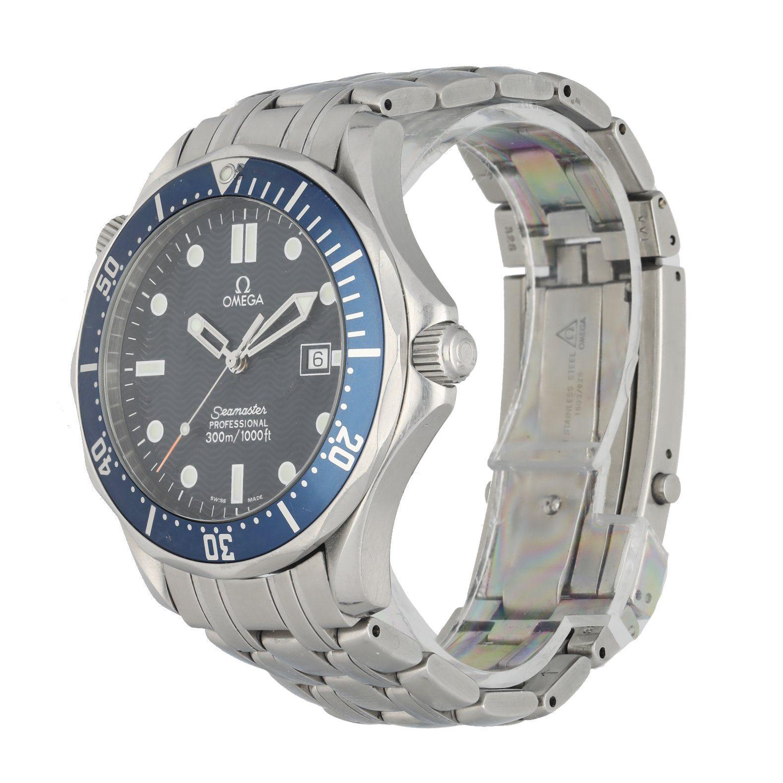Omega Seamaster Professional 2541.80.00 Men Watch. 41mm Stainless Steel case. Stainless Steel Unidirectional bezel. Blue dial with Luminous Steel hands and dot hour markers. Minute markers on the outer dial. Date display at the 3 o'clock position.