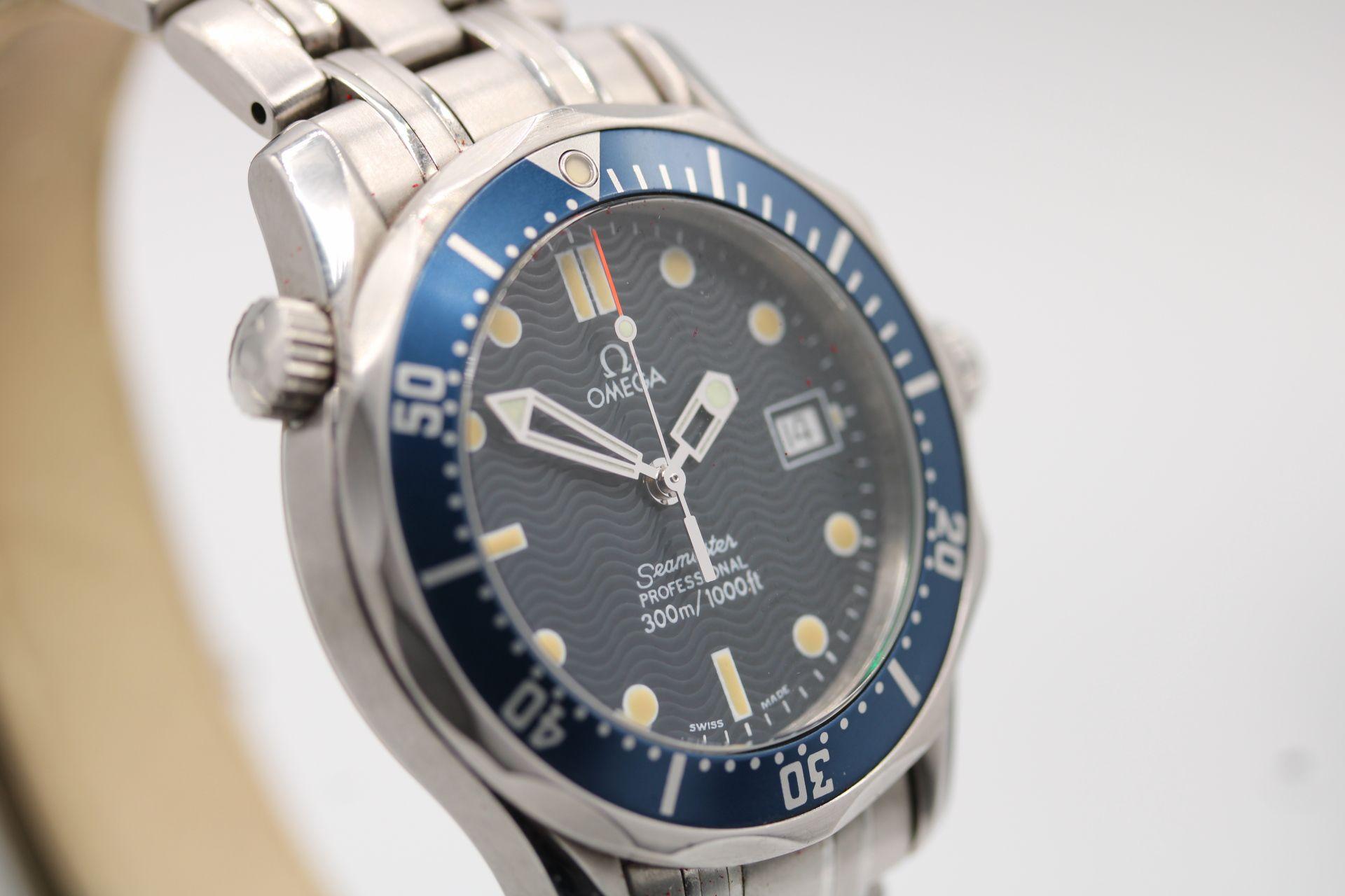 Omega Seamaster 2561.80.00 Box and Papers 1997 For Sale 8