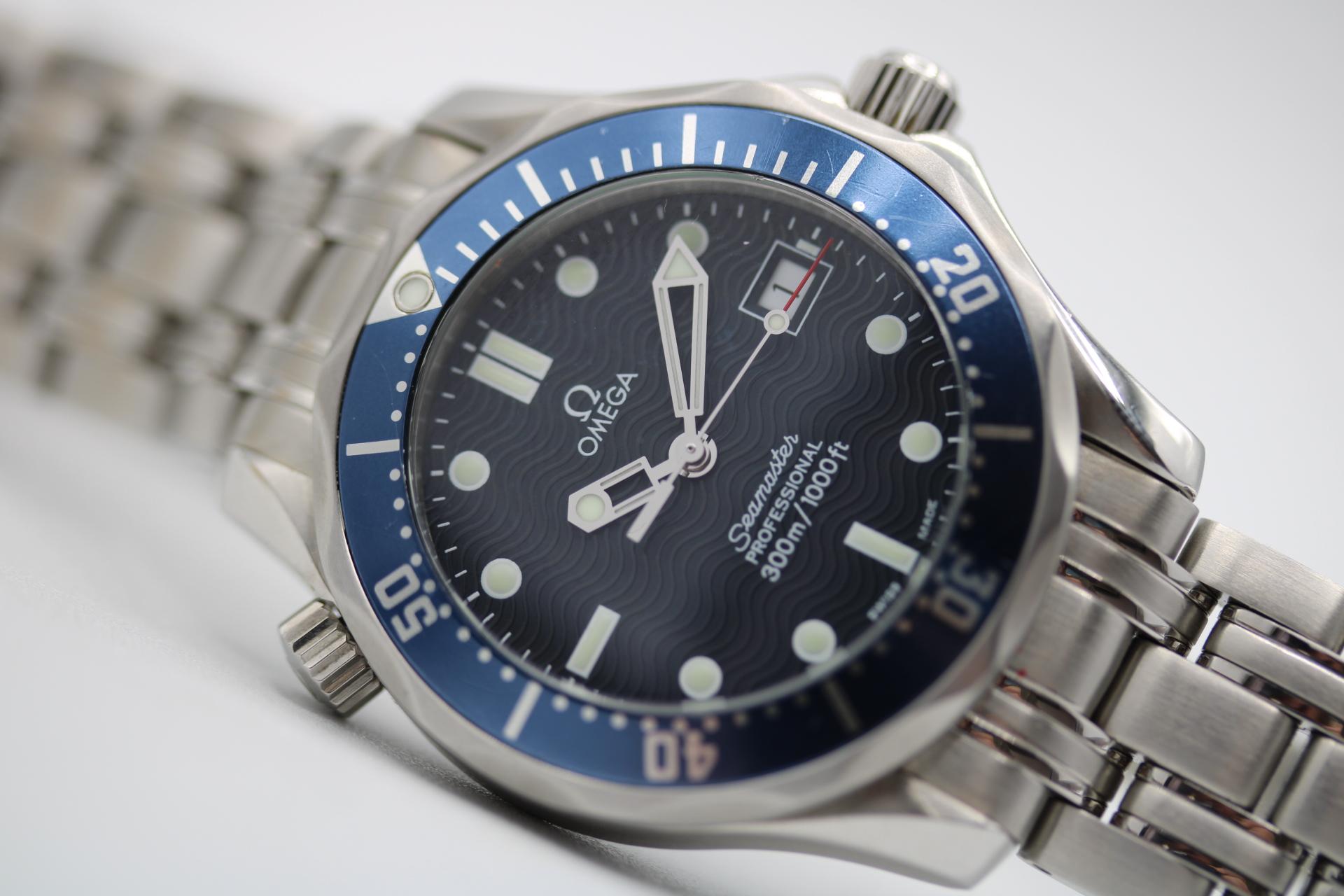 Omega Seamaster 300 2561.80.00 36 mm al quarzo 8