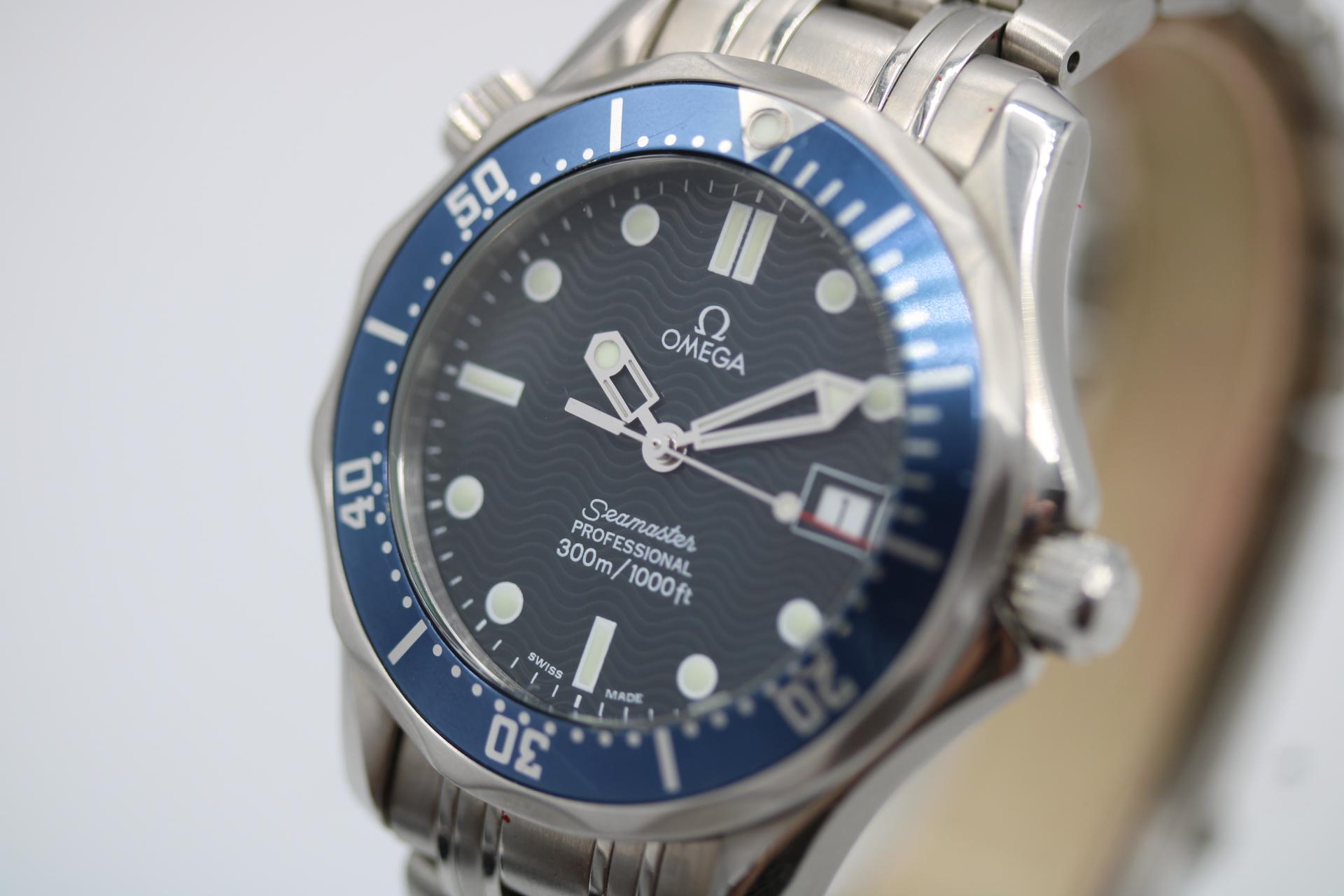Omega Seamaster 300 2561.80.00 36 mm al quarzo In condizioni buone a London, GB