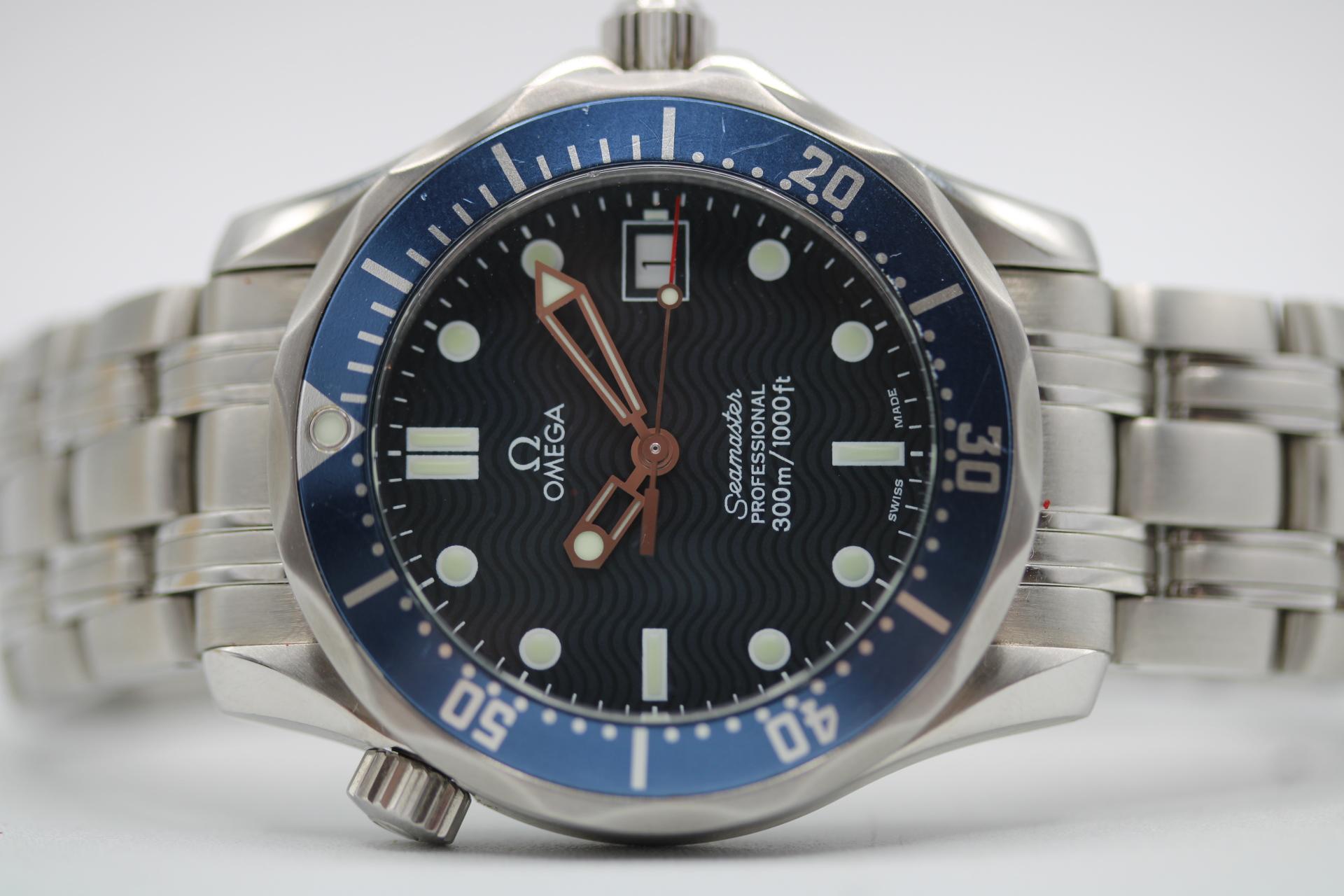 Omega Seamaster 300 2561.80.00 36 mm al quarzo 3