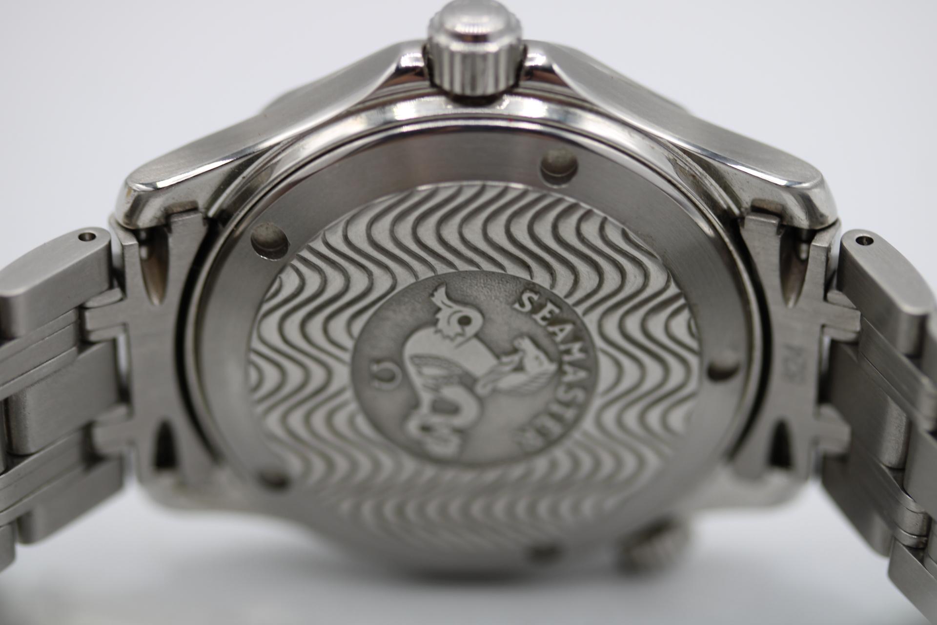 Omega Seamaster 300 2561.80.00 36 mm al quarzo 5