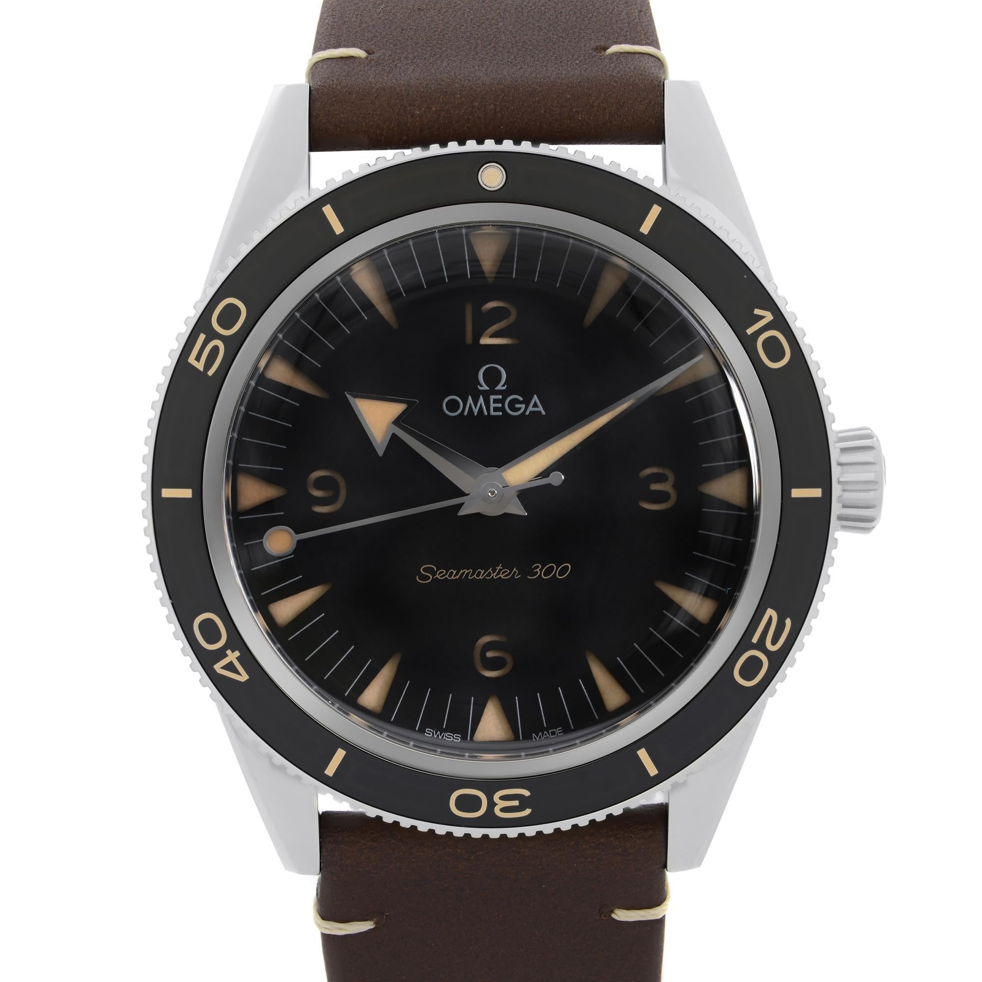 Display Model Omega Seamaster 300 41mm Steel Black Dial Automatic Watch 234.32.41.21.01.001. This Beautiful Men's Timepiece is Powered by an Automatic Movement and Features: Stainless Steel Case with a Brown Leather Strap, Unidirectional Stainless