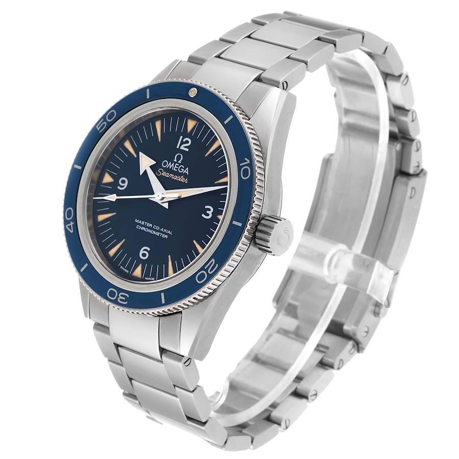 Omega Seamaster 300 Blue Dial Titanium Watch 233.90.41.21.03.001 Box Card Pour hommes en vente