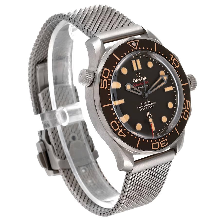 Omega Seamaster 300m 007 Edition Titanium Watch 210.90.42.20.01.001 Unworn In Excellent Condition In Atlanta, GA