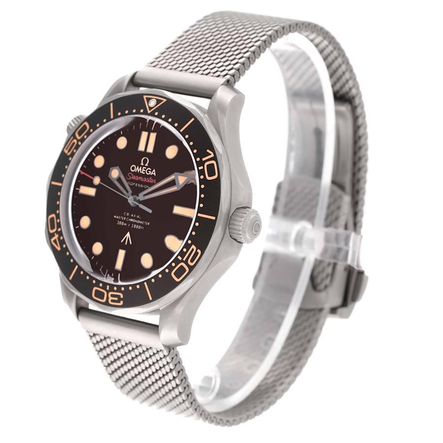 Men's Omega Seamaster 300M 007 Edition Titanium Watch 210.90.42.20.01.001 Unworn