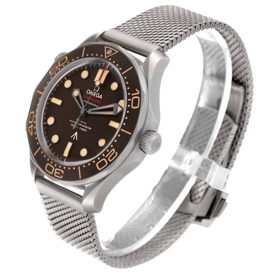 Men's Omega Seamaster 300M 007 Edition Titanium Watch 210.90.42.20.01.001 Unworn