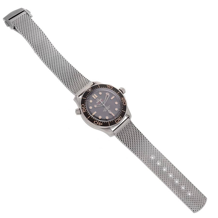 Omega Seamaster 300M 007 Edition Titanium Watch 210.90.42.20.01.001 Unworn 4