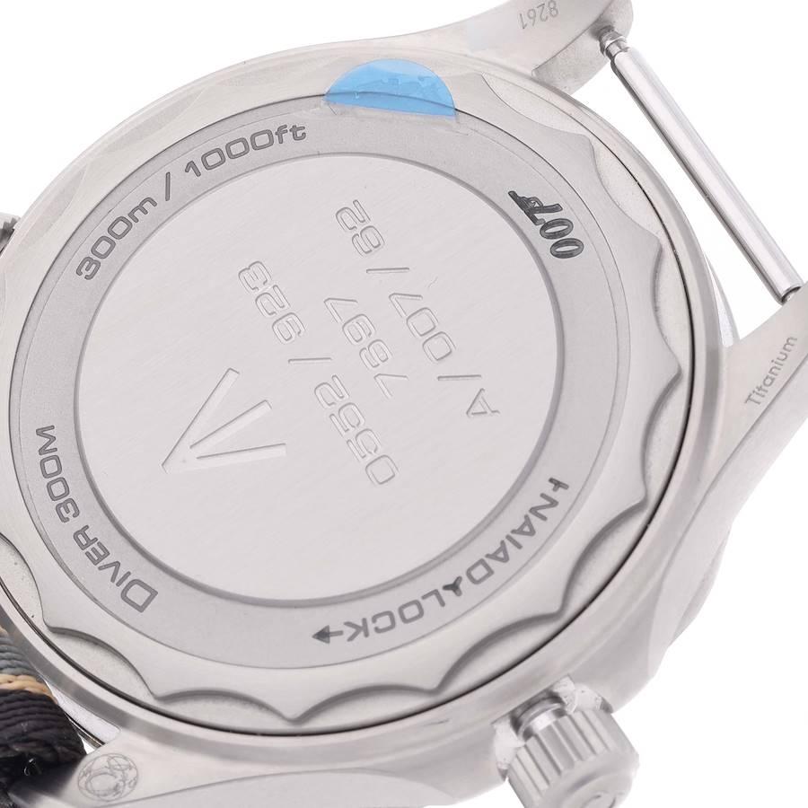 Omega Seamaster 300M 007 Edition Titanium Watch 210.92.42.20.01.001 Box Card In Excellent Condition In Atlanta, GA