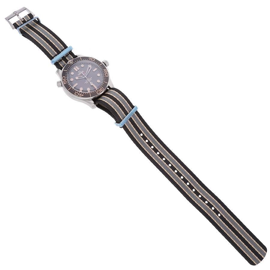 Omega Seamaster 300M 007 Edition Titanium Watch 210.92.42.20.01.001 Box Card 1