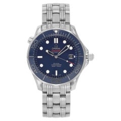 Omega Montre Seamaster 300m en acier avec cadran en céramique bleue pour hommes 212.30.41.20.03.001