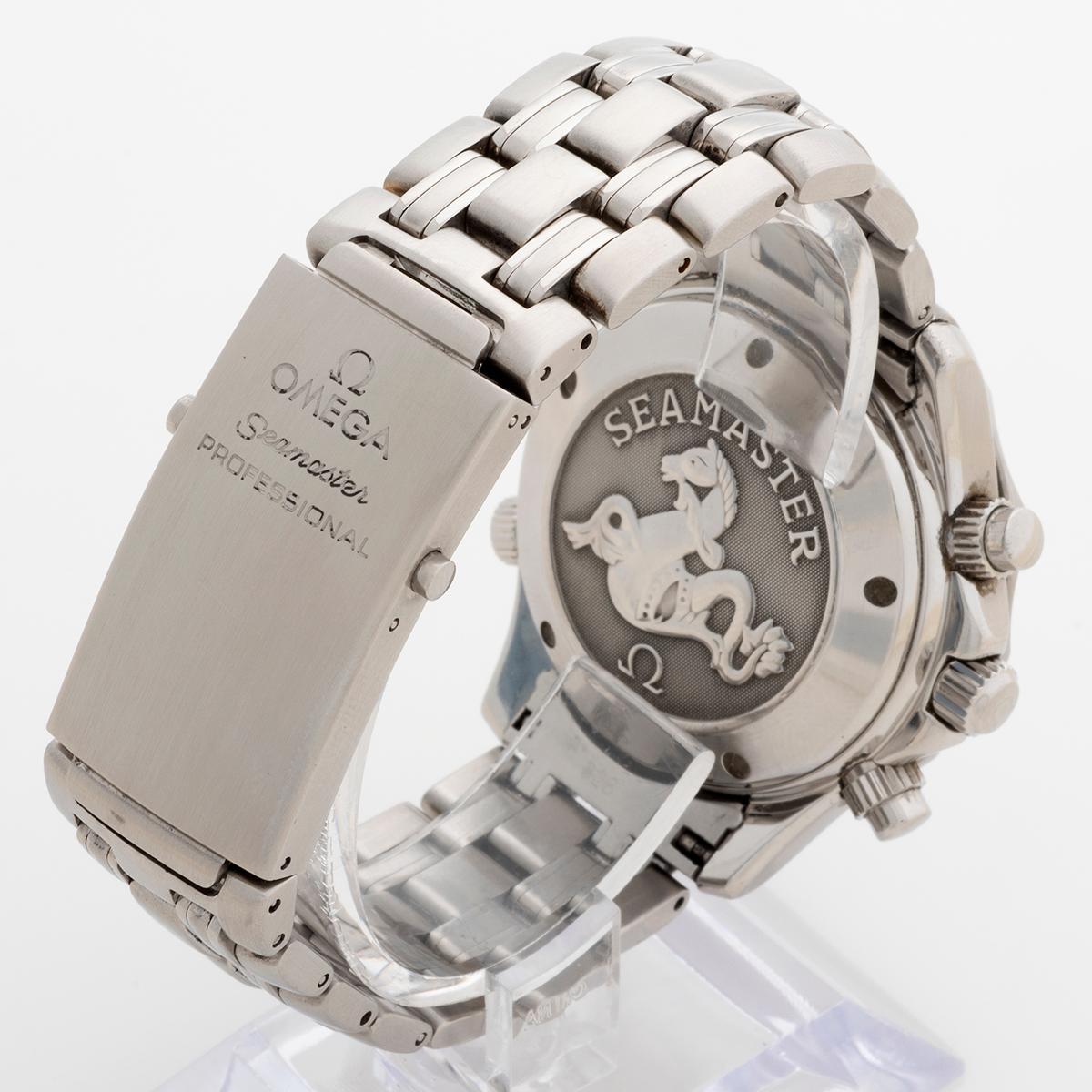 Women's or Men's Omega Seamaster 300m Chronograph Wristwatch, Blue Wave Dial, 41.5mm, Year 2010