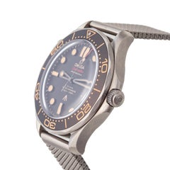 Omega Seamaster 300M James Bond 007, Ref. 210.90.42.20.01.001)